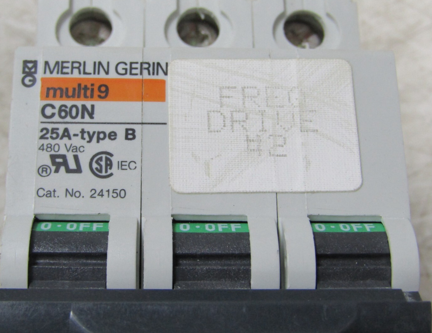 💥MERLIN GERIN MULTI9 C60N 25 AMP CIRCUIT BREAKER 3 POLE 480 VAC 24150