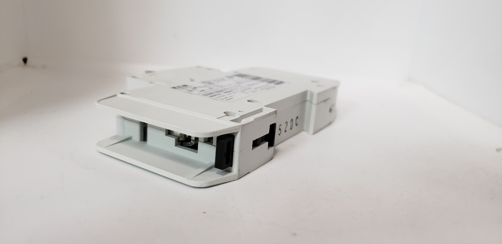 EATON WMZH1C20 CIRCUIT BREAKER, 1 POLE, 20A, 240/415V, 14kA, TYPE C, NIB