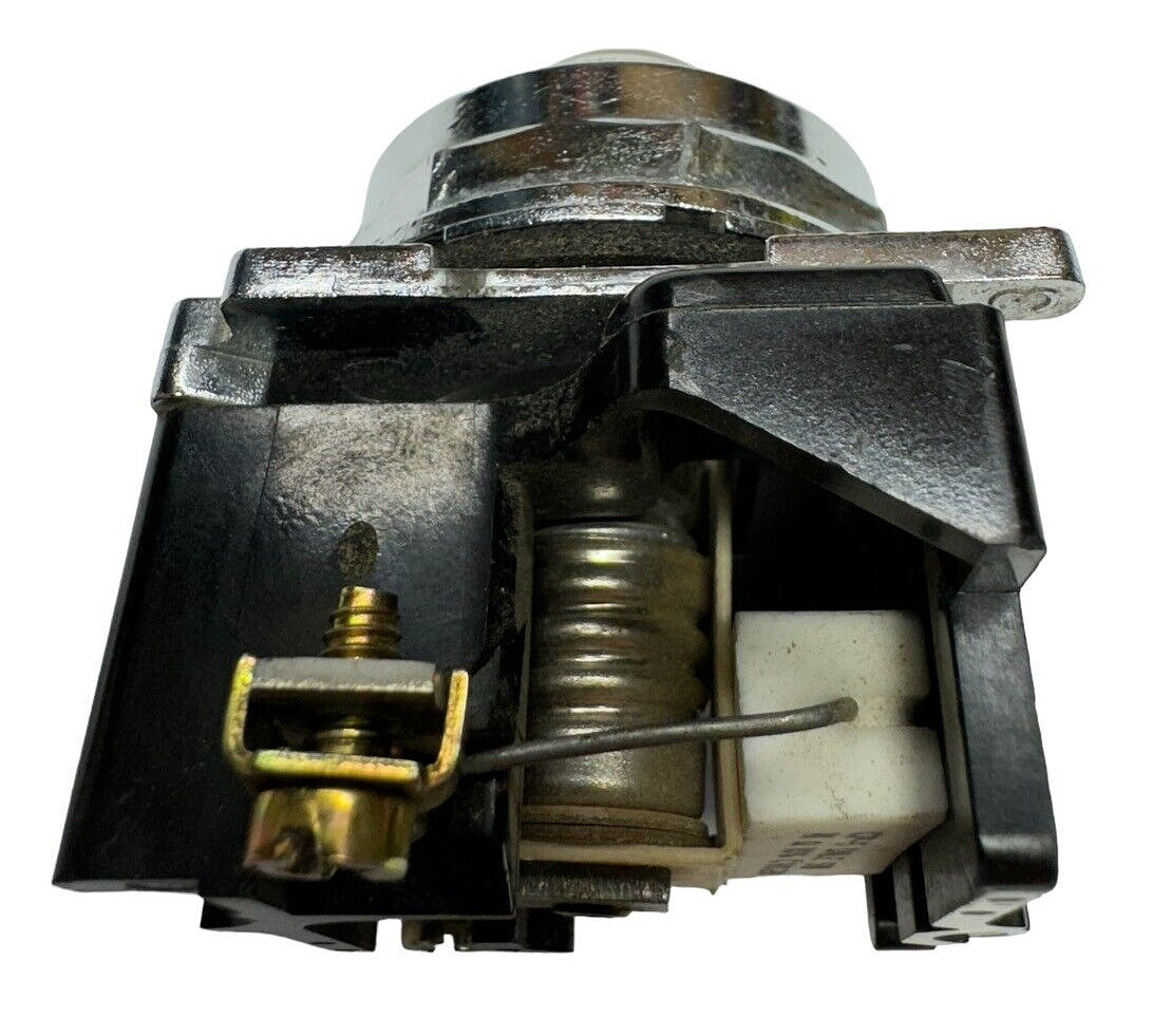 Cutler-Hammer 10250T201 Standard Indicator Light – 120VAC/VDC, Res. 1 Hole Mtg