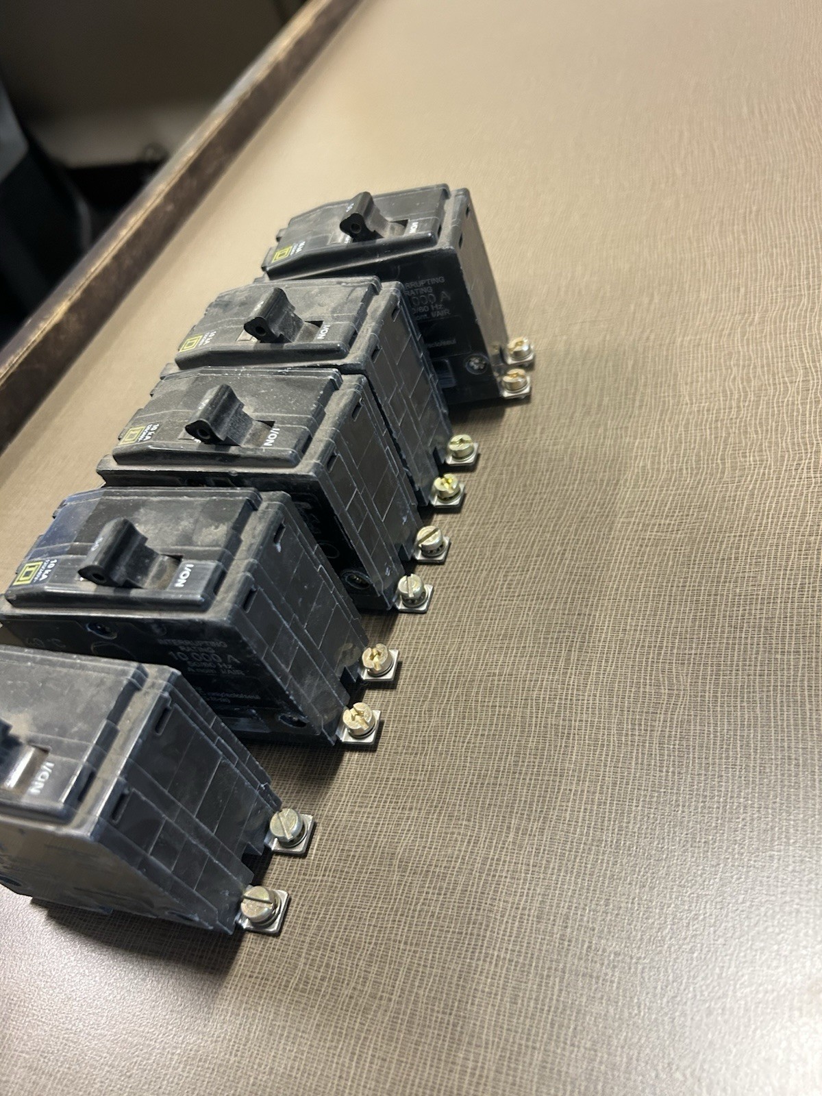 Lot of 5 New Square D QOB250 Breakers