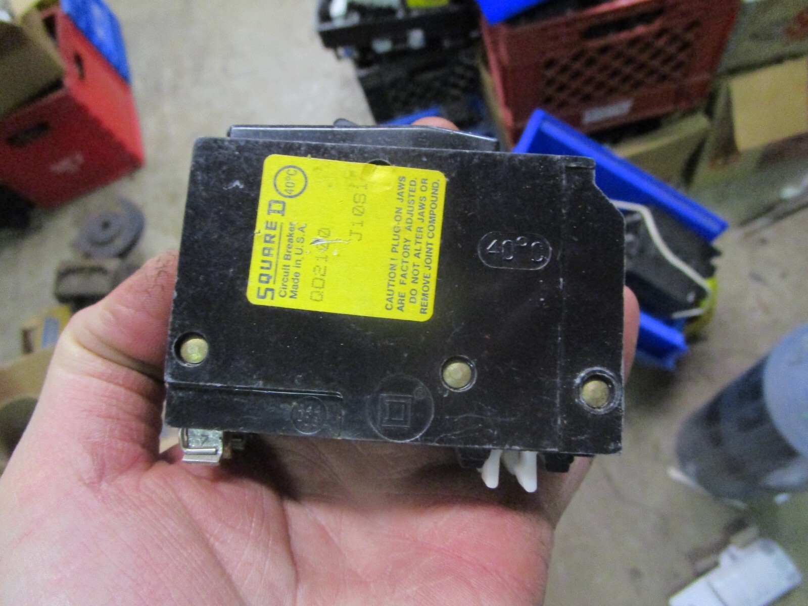 New Square D QO2100 2 Pole 100 Amp 120/240VAC Plug In Circuit Breaker USA