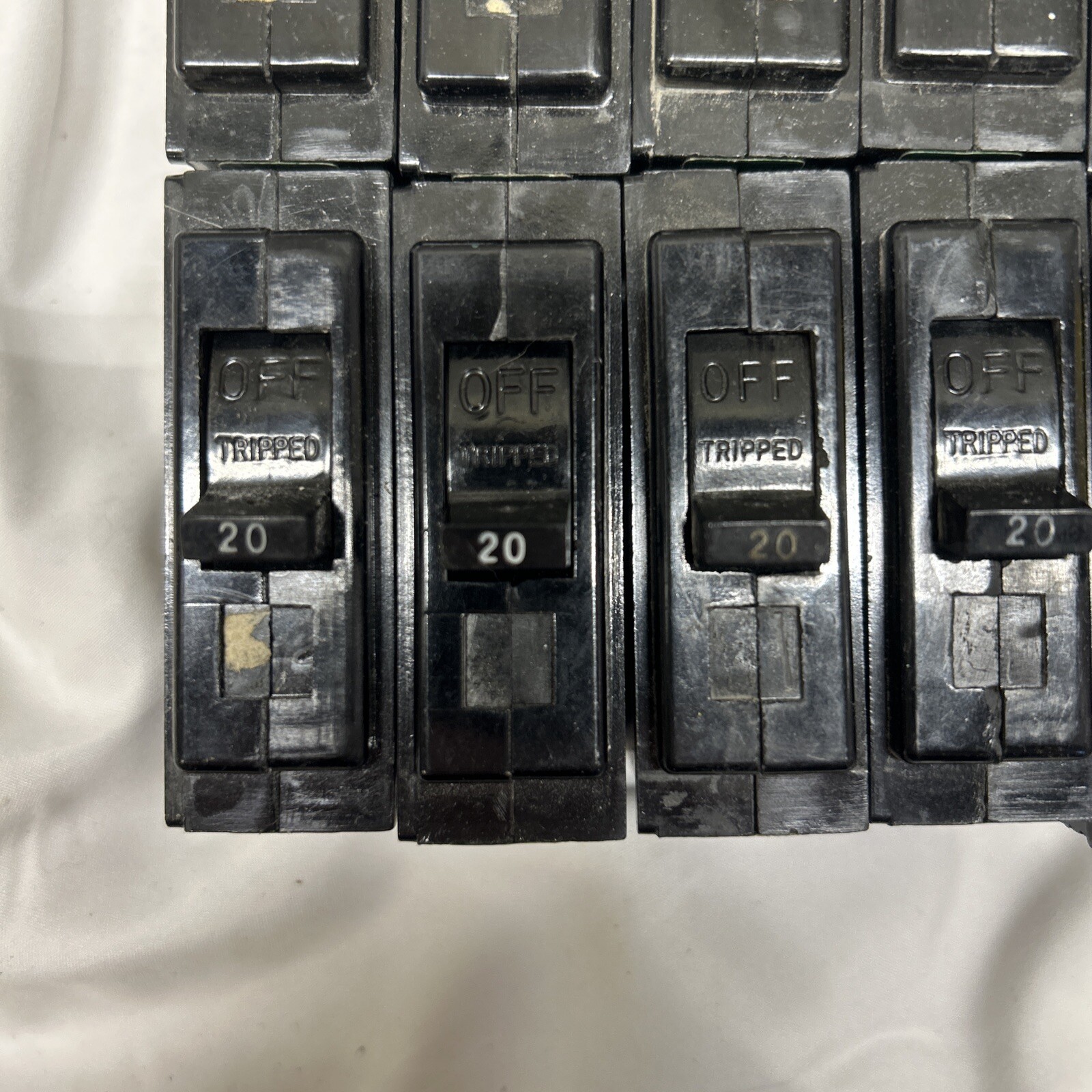 (10-Pack) GE TQL1120 20-Amp 1-Pole TQL-AC Circuit Breaker 20A 1P – Lot of (10)