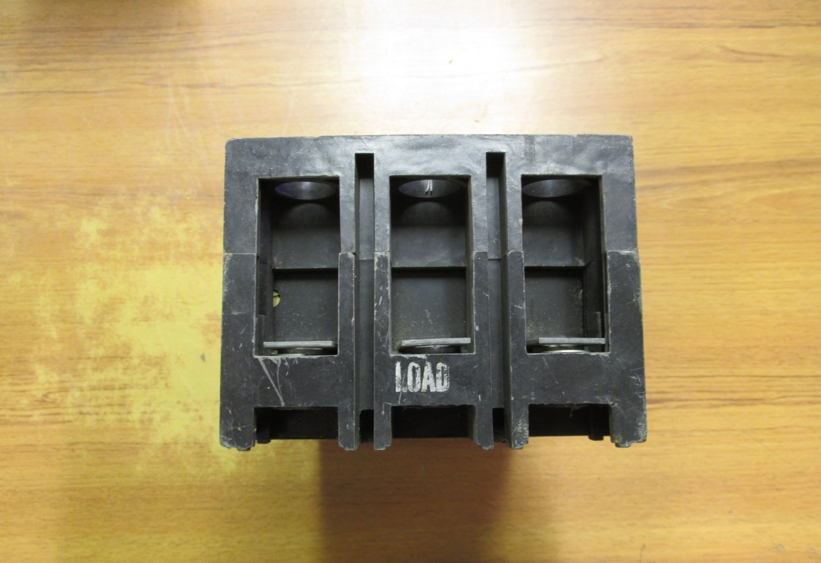 WESTINGHOUSE CIRCUIT BREAKER 3P, 200A, 400A RATING, CAT# JA3200W … WB-172