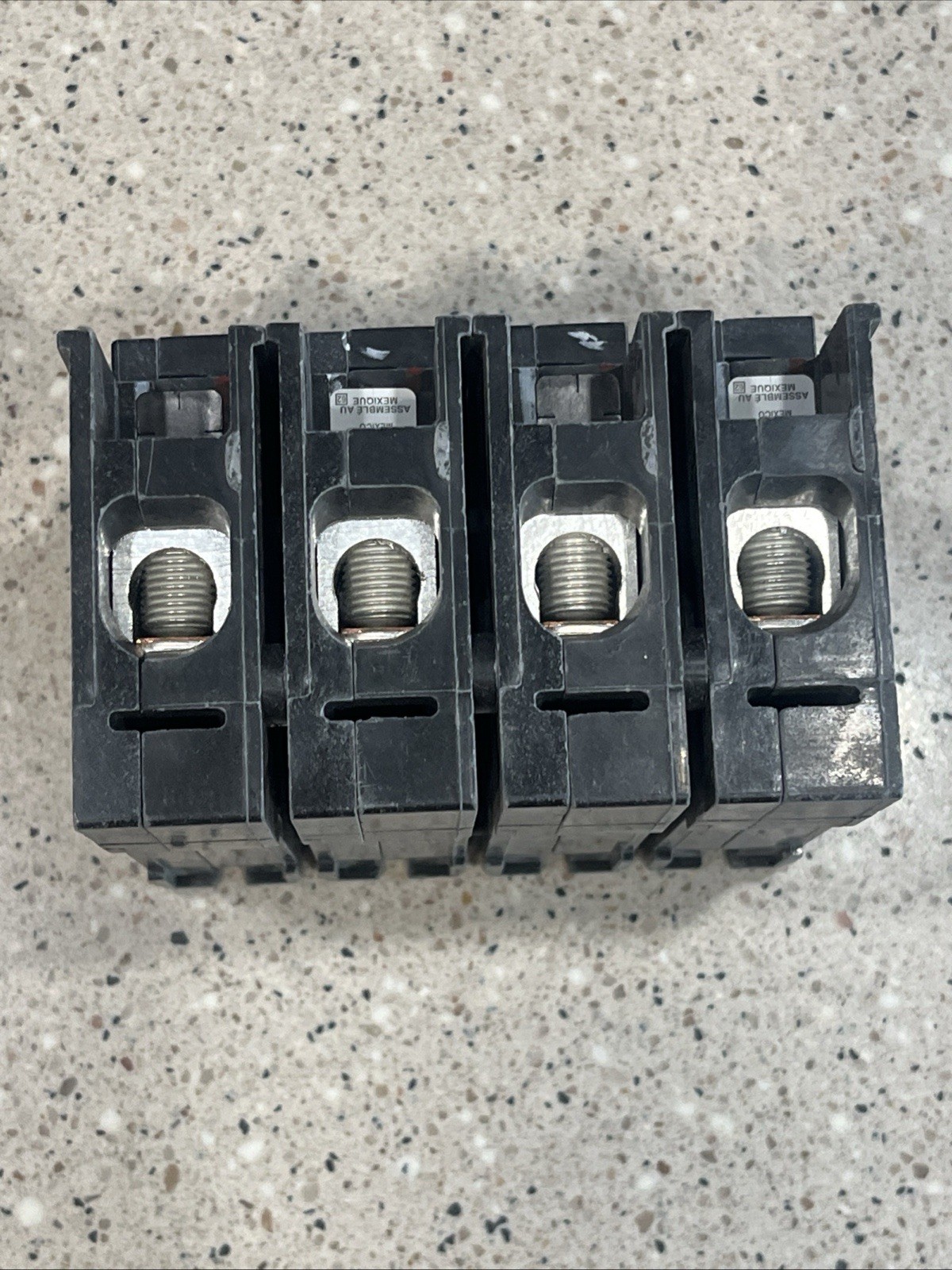 Square D Homeline HOM2150 Plug-On Circuit Breaker 2P 150A NEW IN BOX *US SELLER