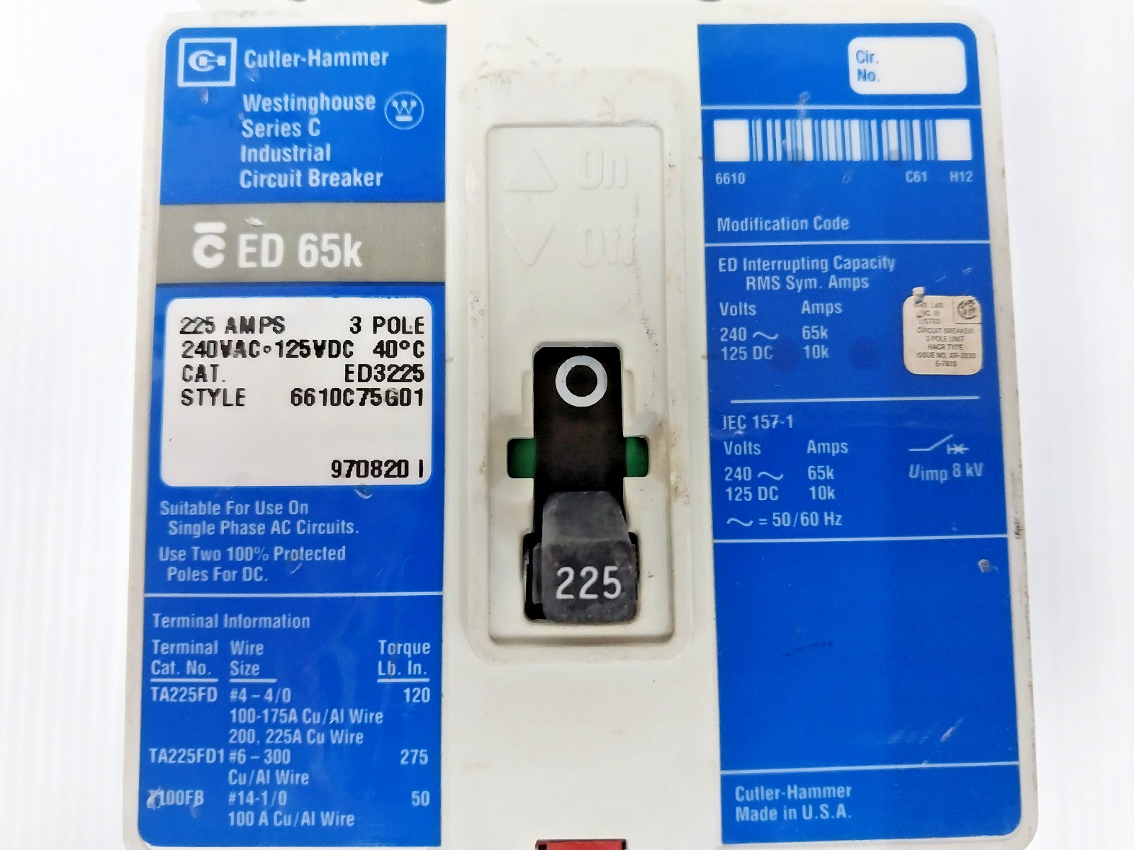 Cutler-Hammer 225 Amp Circuit Breaker 240 VAC / 125 VDC 3 Pole ED3225