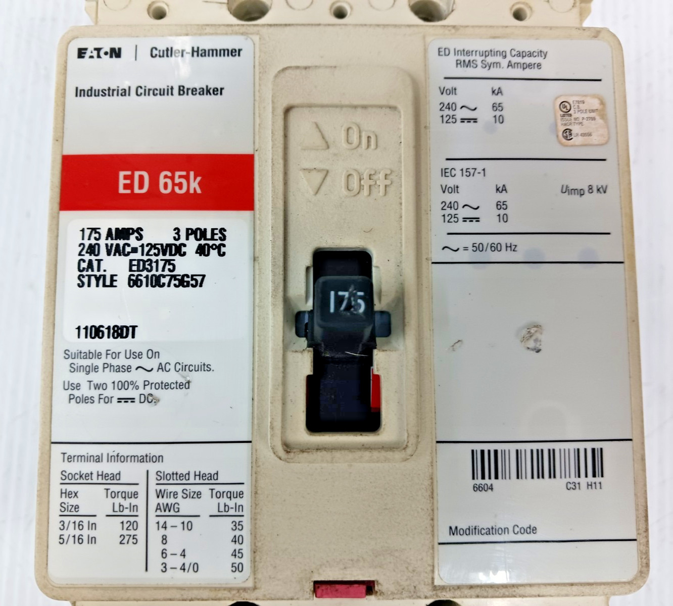 Eaton / Cutler-Hammer 175 Amp Circuit Breaker 3 Pole 240 VAC ED3175 *Flaw*