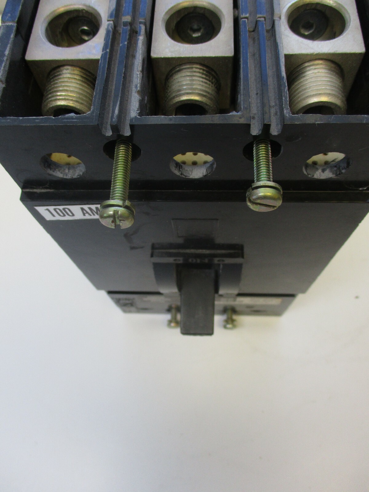 SQUARE D CIRCUIT BREAKER CAT# KAL-36100, 100AMP 3POLE, 600VAC, 250 VDC