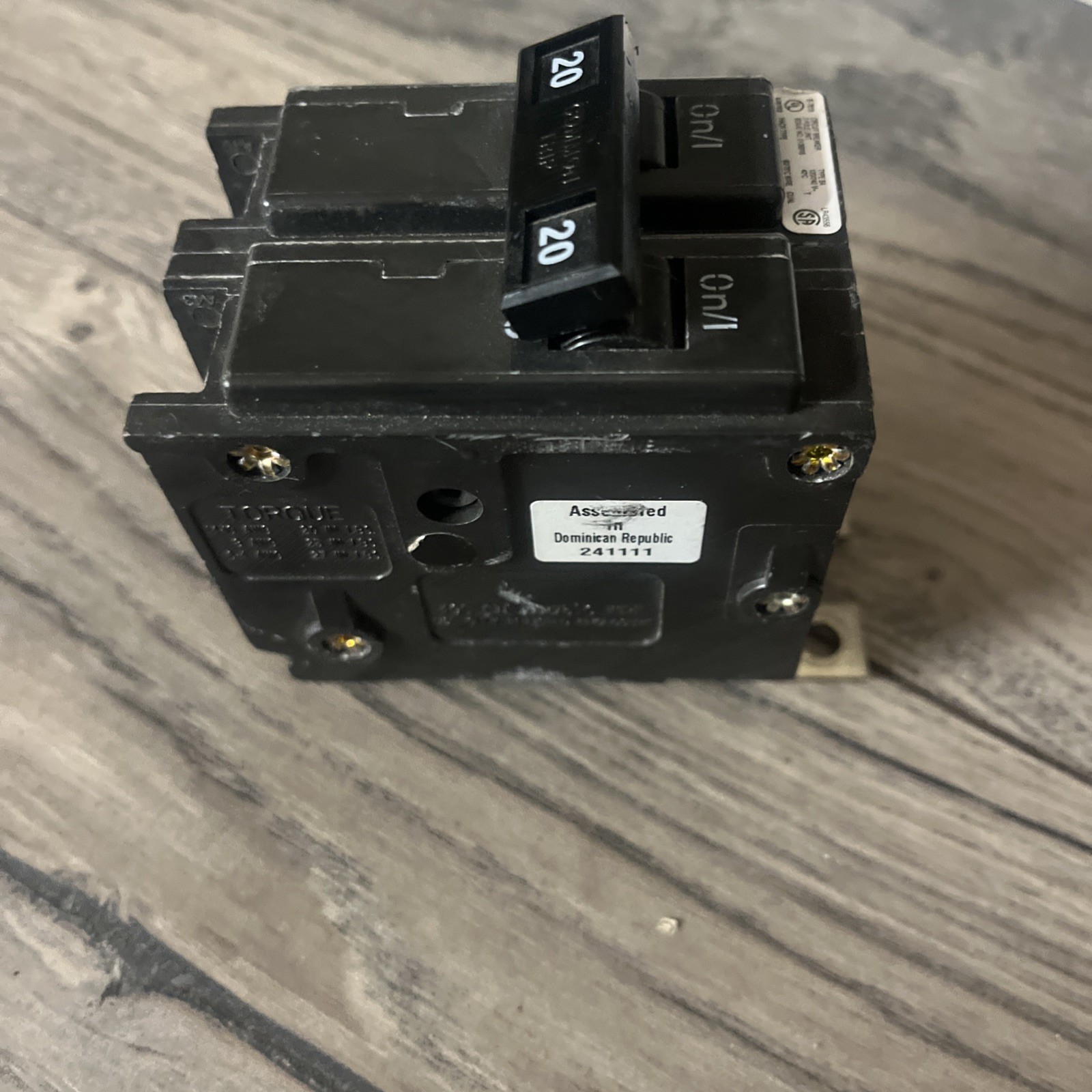 Westinghouse QBHW2020 20 Amp 2 Pole Circuit Breaker Eaton Quicklag Bolt 240VAC