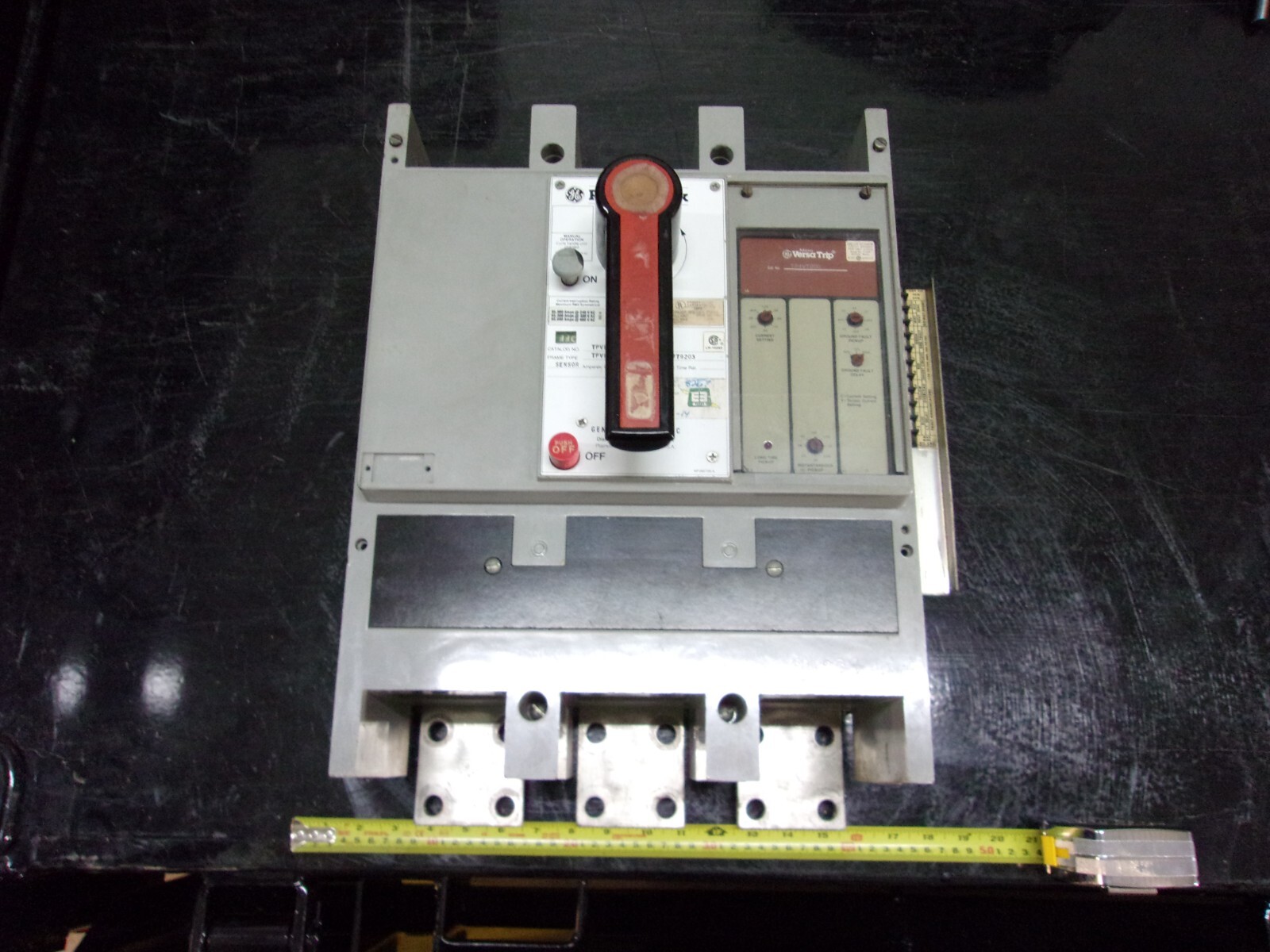 GE TPVF6620 2000A POWER BREAK CIRCUIT BREAKER, 0382A