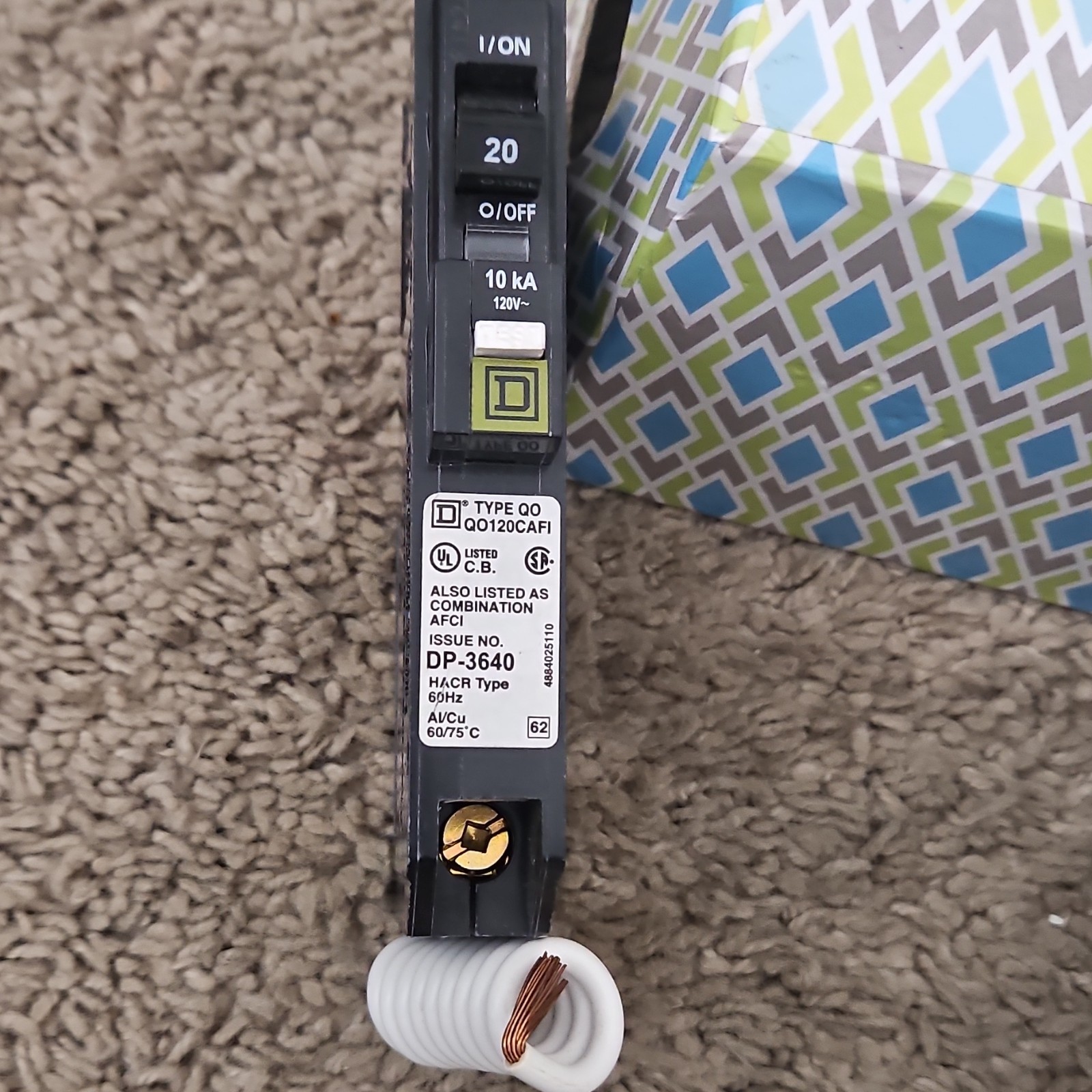 Square D QO120CAFI 20A Circuit Breaker 1-Pole Plug-In Screw Terminal AFCI 120V