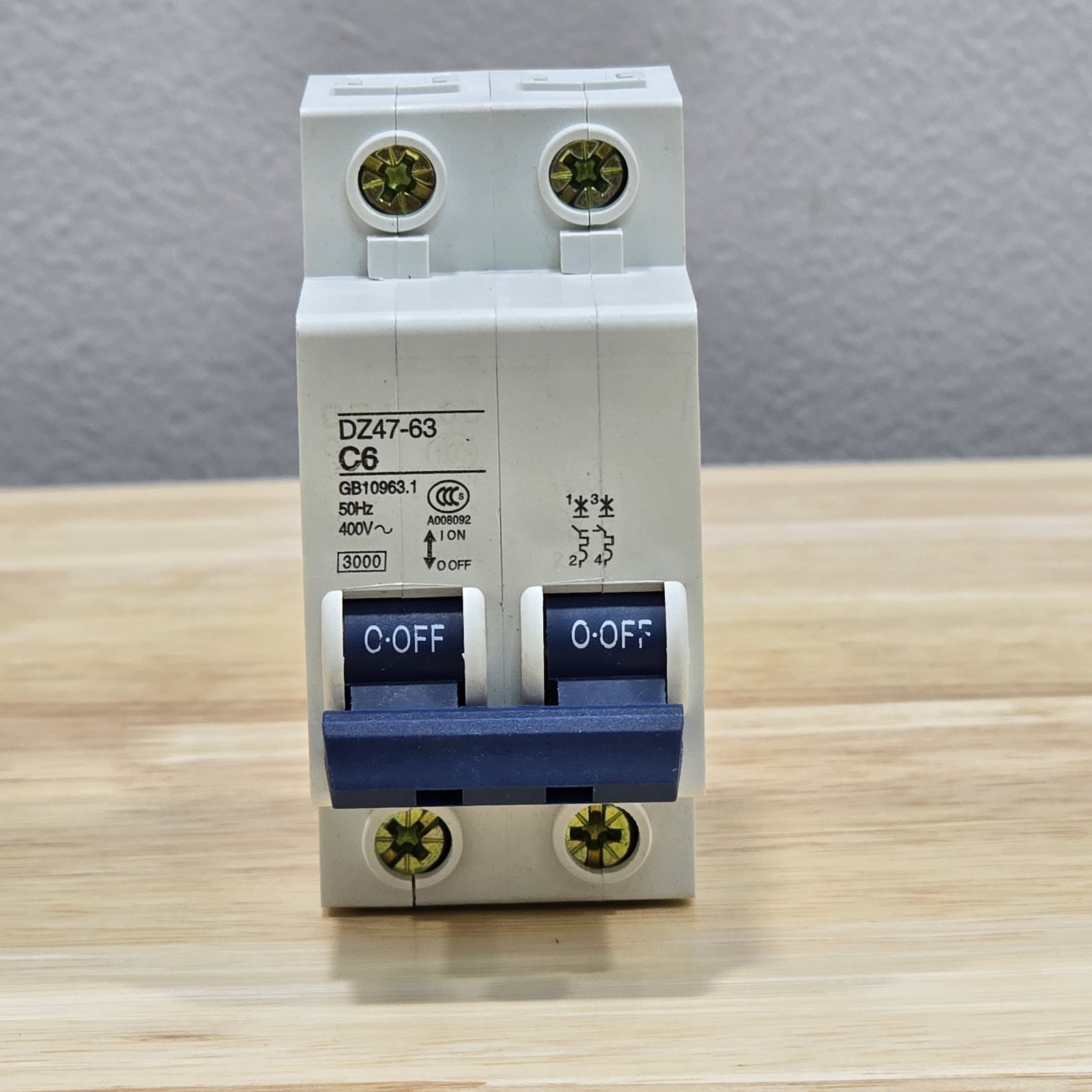 DZ47-63 C6 AC 400V 6A Overload Protection Miniature Circuit Breaker 2 Pole MCB