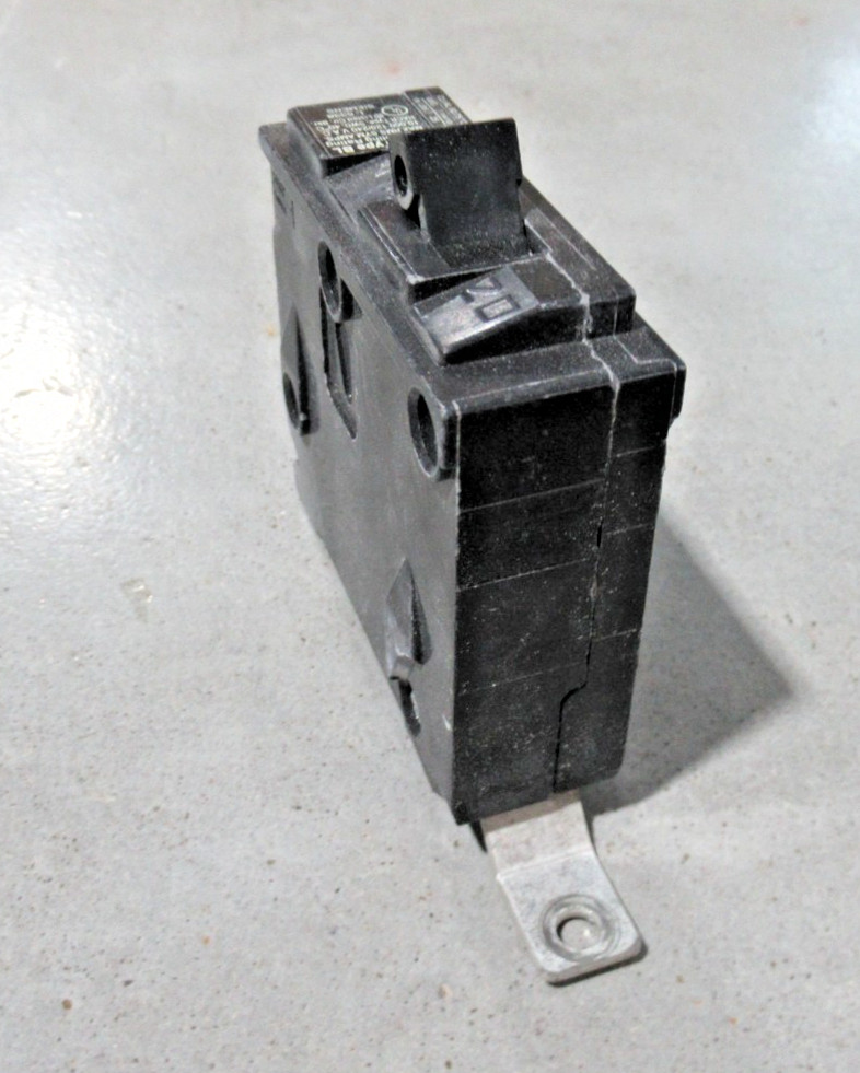 15QTY Siemens B120 BL Circuit Breaker 1P, 20A, 120/240V, 60Hz *NEW*