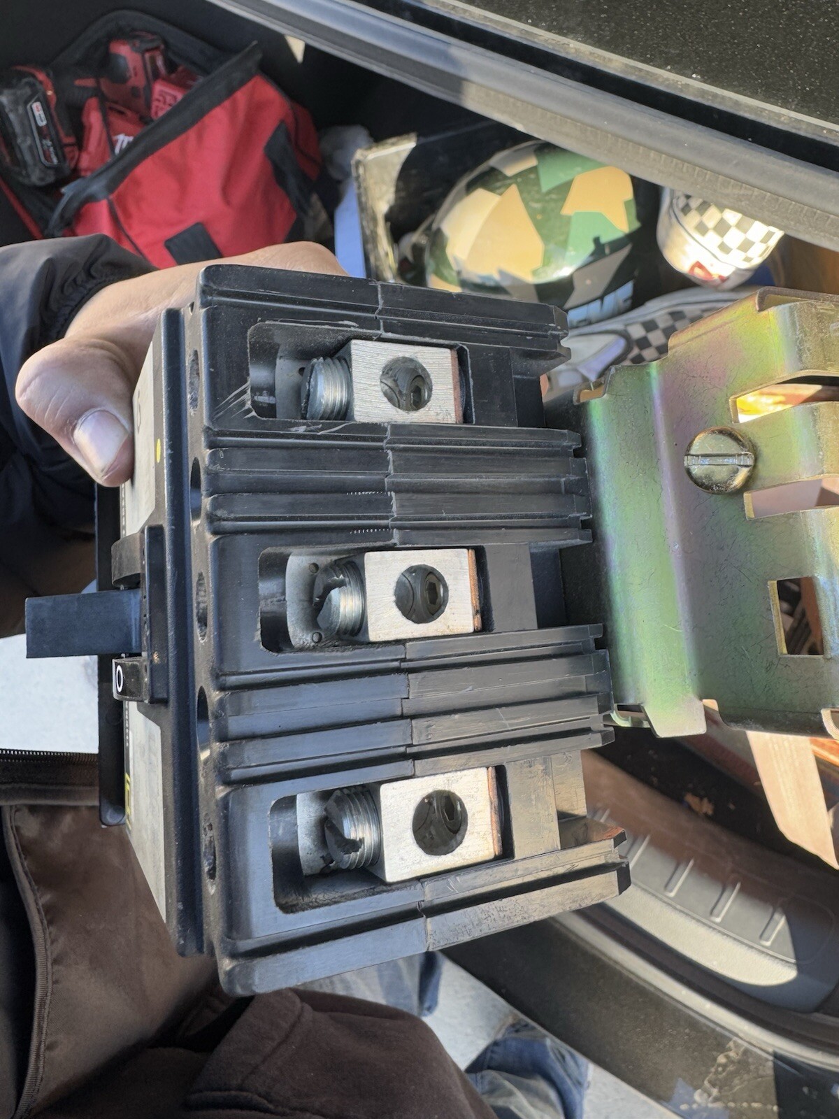 Circuit Breaker 3 pole 600V 100A