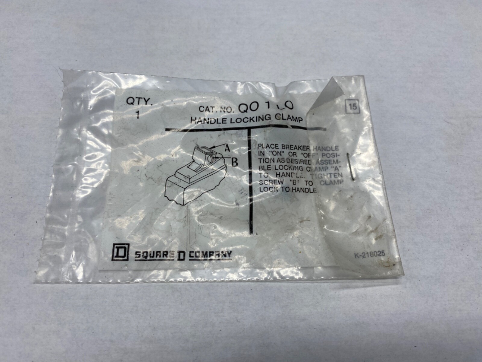 Square D, handle lock clamp Q01LO
