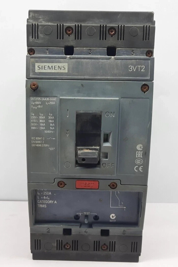 SIEMENS 3 POLE 250 AMPS 3VT2725-2AA36-0AA0 CIRCUIT BREAKER 3VT2