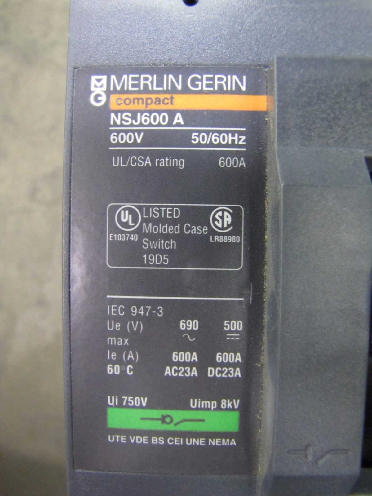 MERLIN GERIN NJHN36000S60ABSO 600A 600 A AMP NSJ600A MOLDED CASE SWITCH 600AMP
