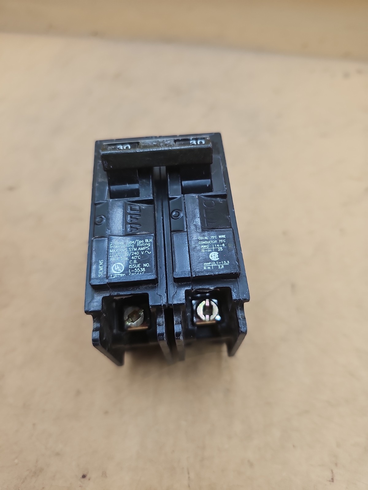Siemens ITE B230H 2 Pole 30 Amp Type BLH Bolt On Circuit Breaker