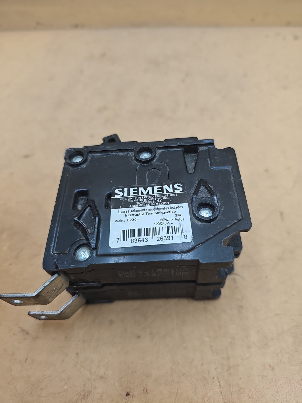 Siemens ITE B230H 2 Pole 30 Amp Type BLH Bolt On Circuit Breaker