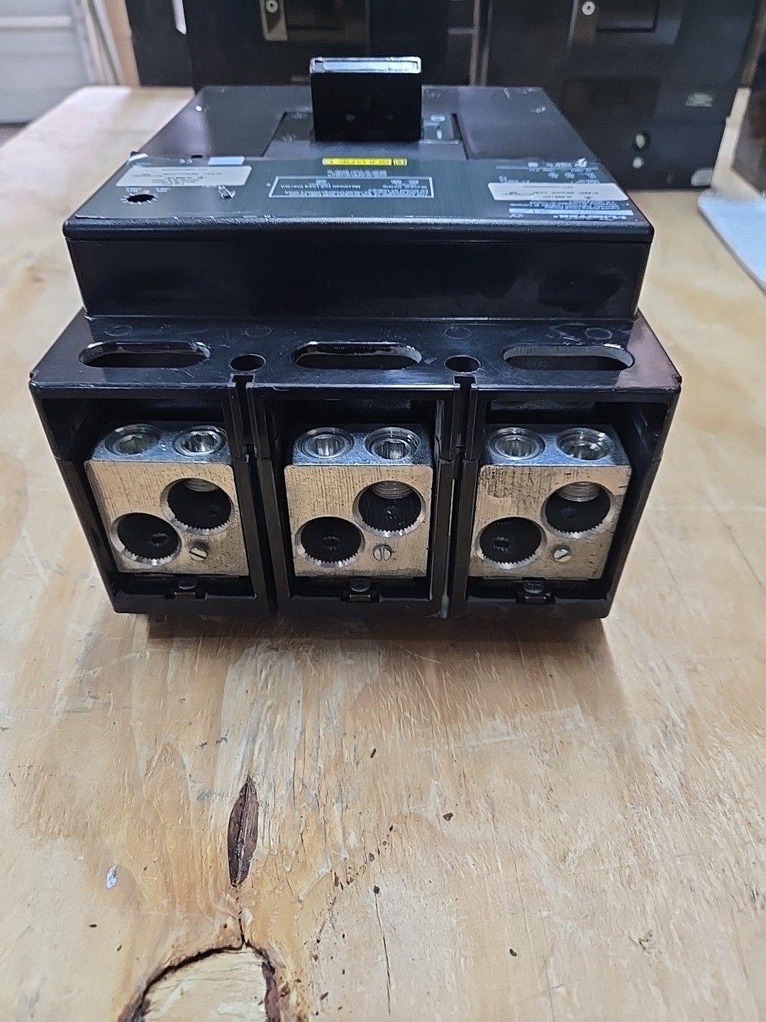 SQUARE D 300A I-LIMITER CIRCUIT BREAKER 3P 600V W/ 1500-3200A TRIP LIL363008041