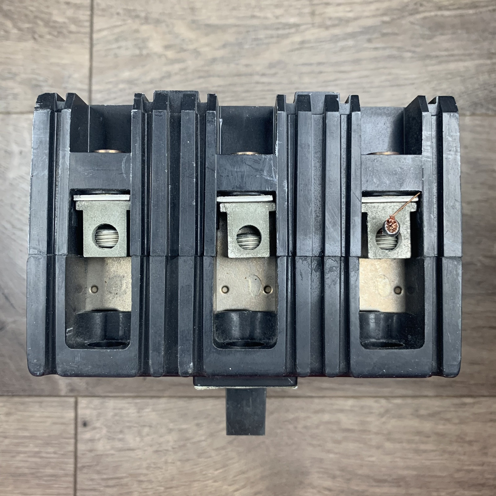 SQUARE D FAL36020 Molded Case Circuit Breaker 3P 20Amp 240/480/600VAC