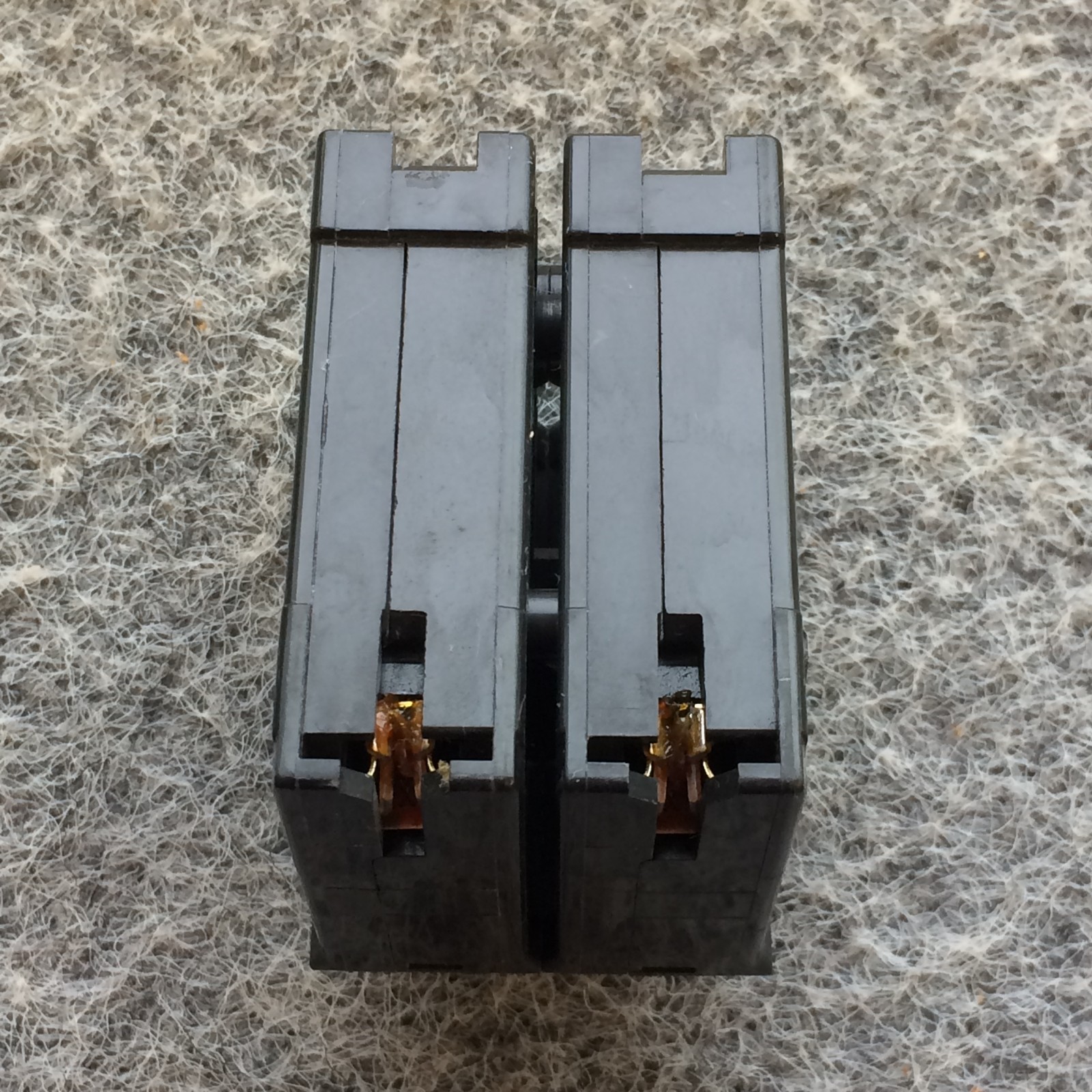 NEW! Mini circuit breaker, Homeline, 30A, 2 pole, 120/240 VAC, 10 kA HOM230 NEW