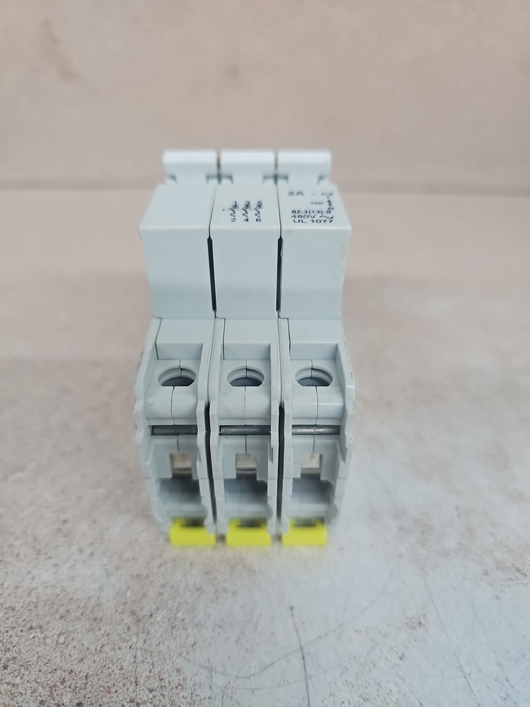 1) CBI QZ-3(13)-D 480V 2A 3 Pole Circuit Breaker