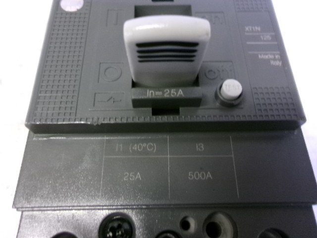 ABB XT1N125 25A 3 POLE CIRCUIT BREAKER USED FREE SHIPPING!!!!!!!!!!!