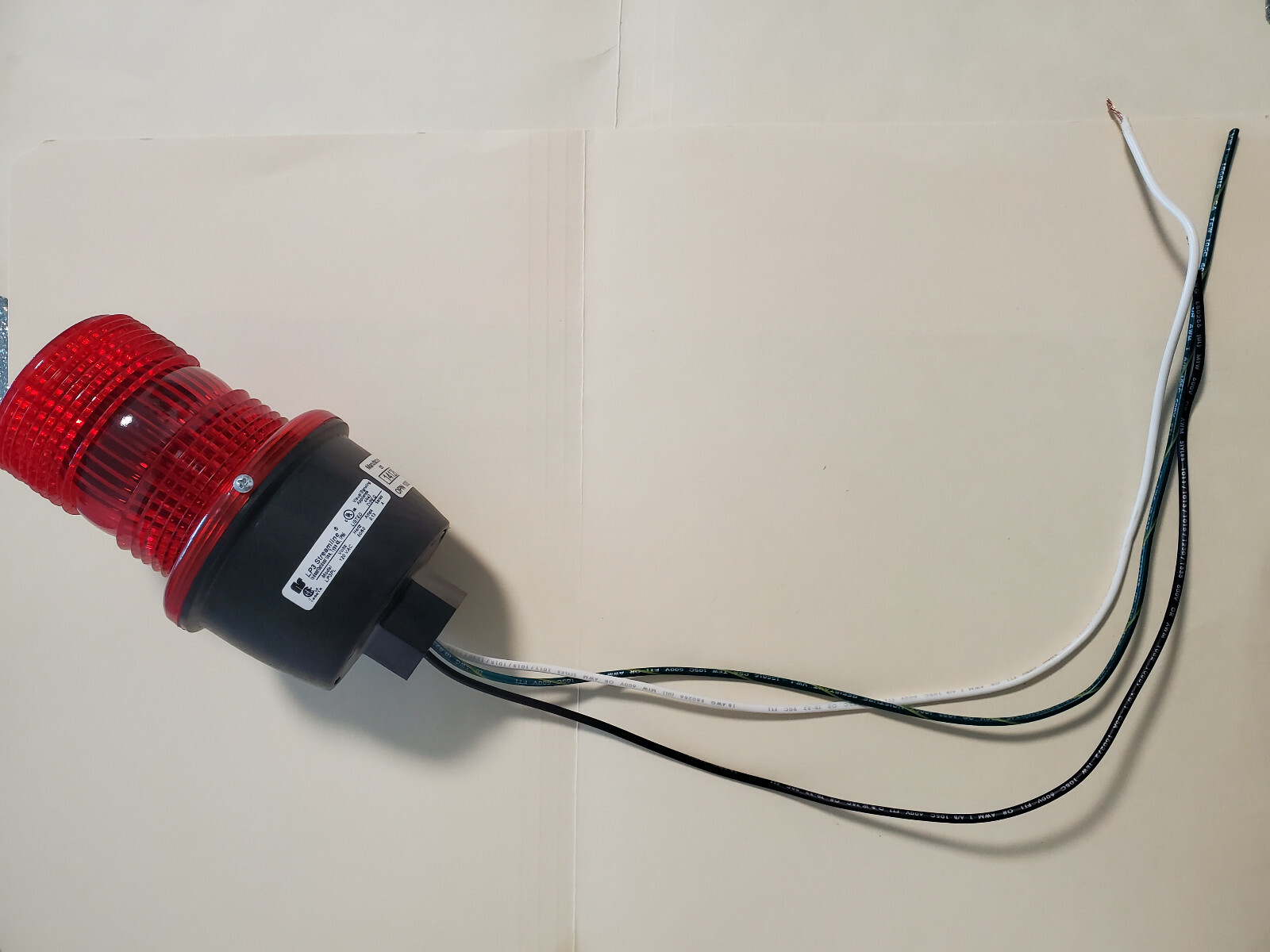 LP3 STREAMLINE LP3PL 120VAC RED LED SIGNAL LIGHT , USED, WITH  BASE 