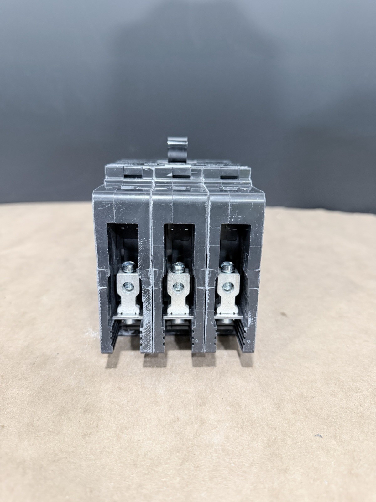 Square D EJB34015 15A 3 Pole 480/277V Bolt-On Circuit Breaker Industrial Used
