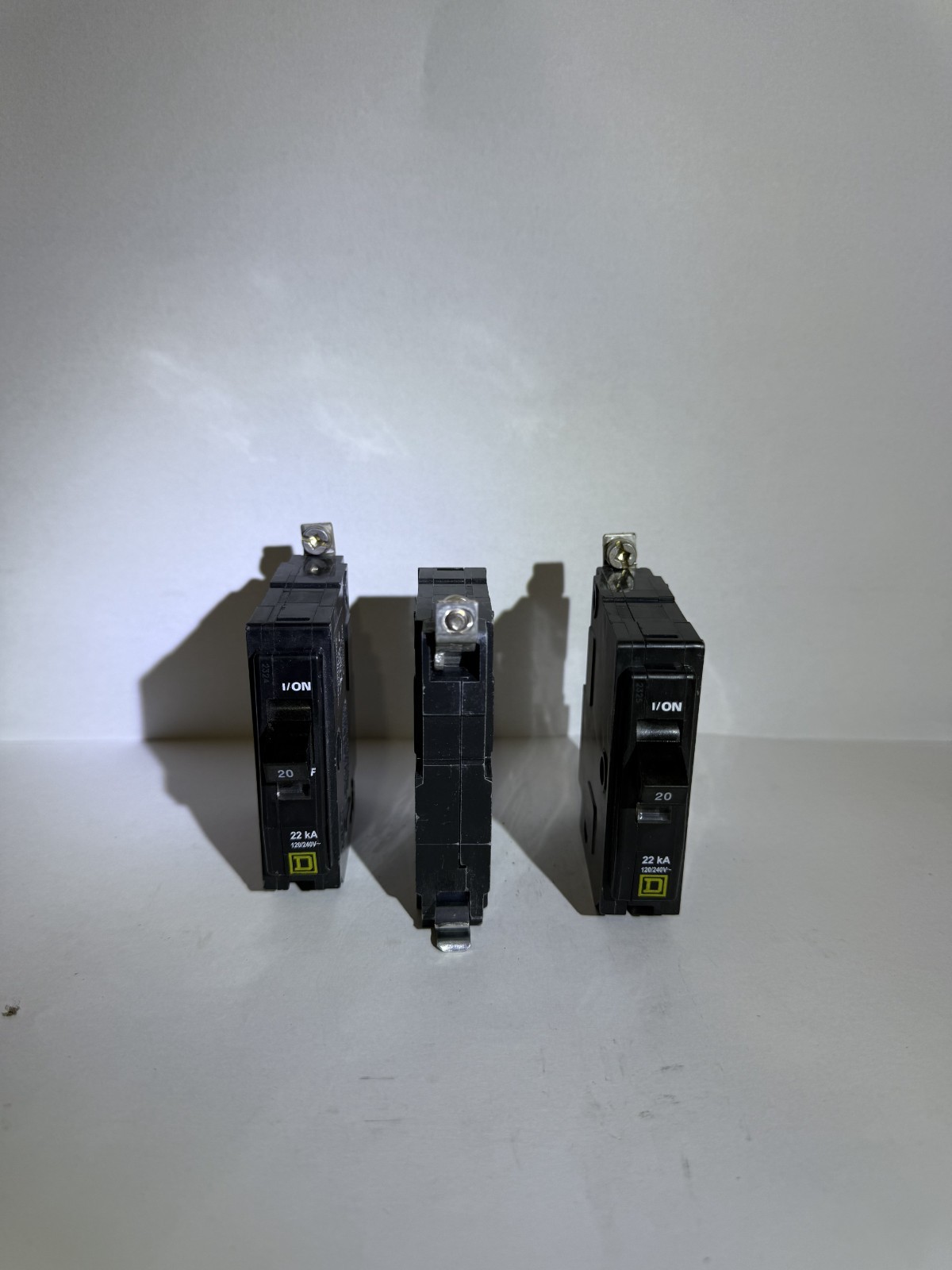 Square D QOB120 20 Circuit Breaker
