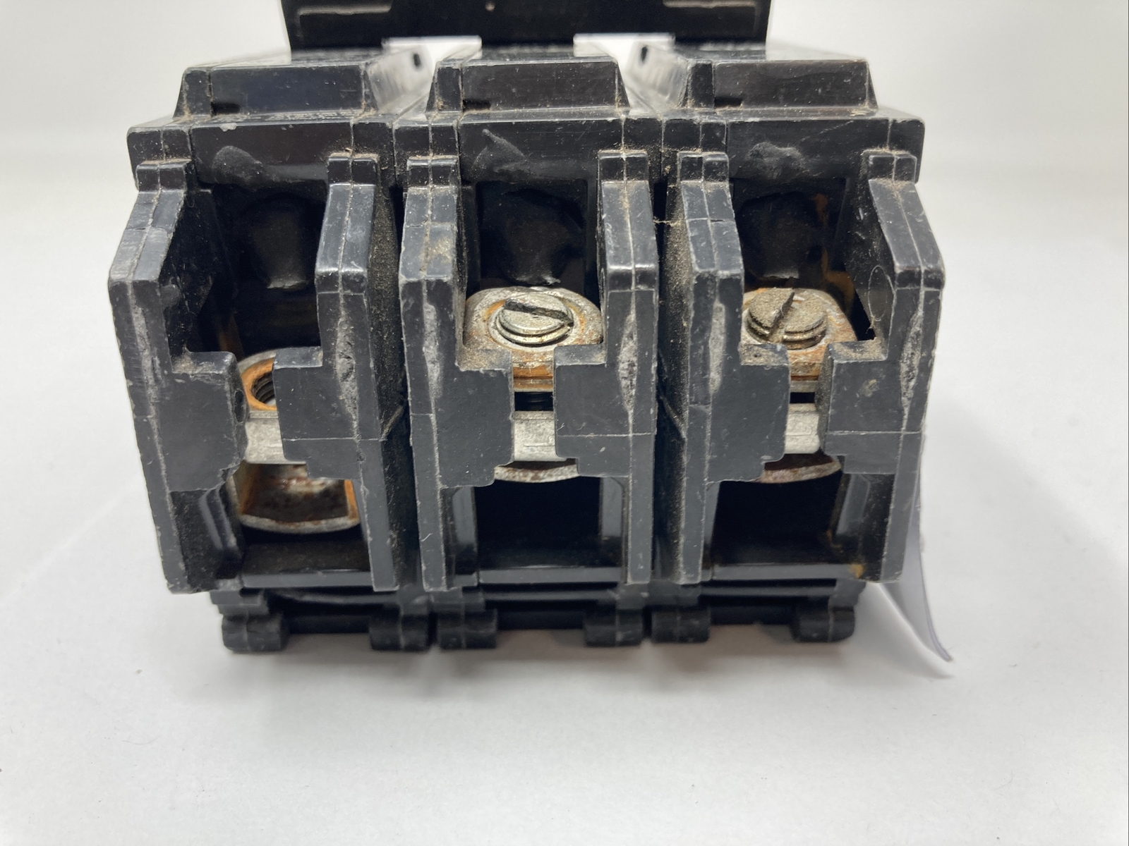 GE THQL32030 Circuit Breaker 30A 3P 240 Volt