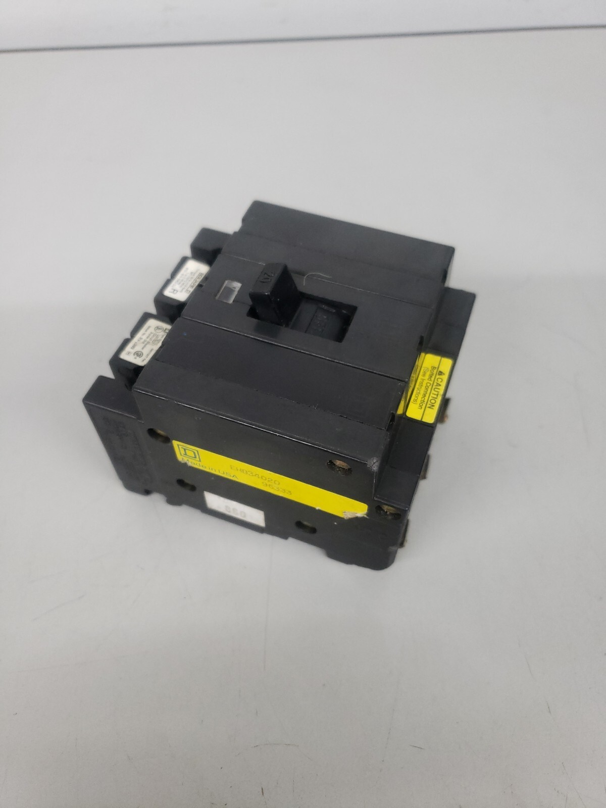 EHB34020 Square D 20A 480/277V 3P Circuit Breaker *Chipped