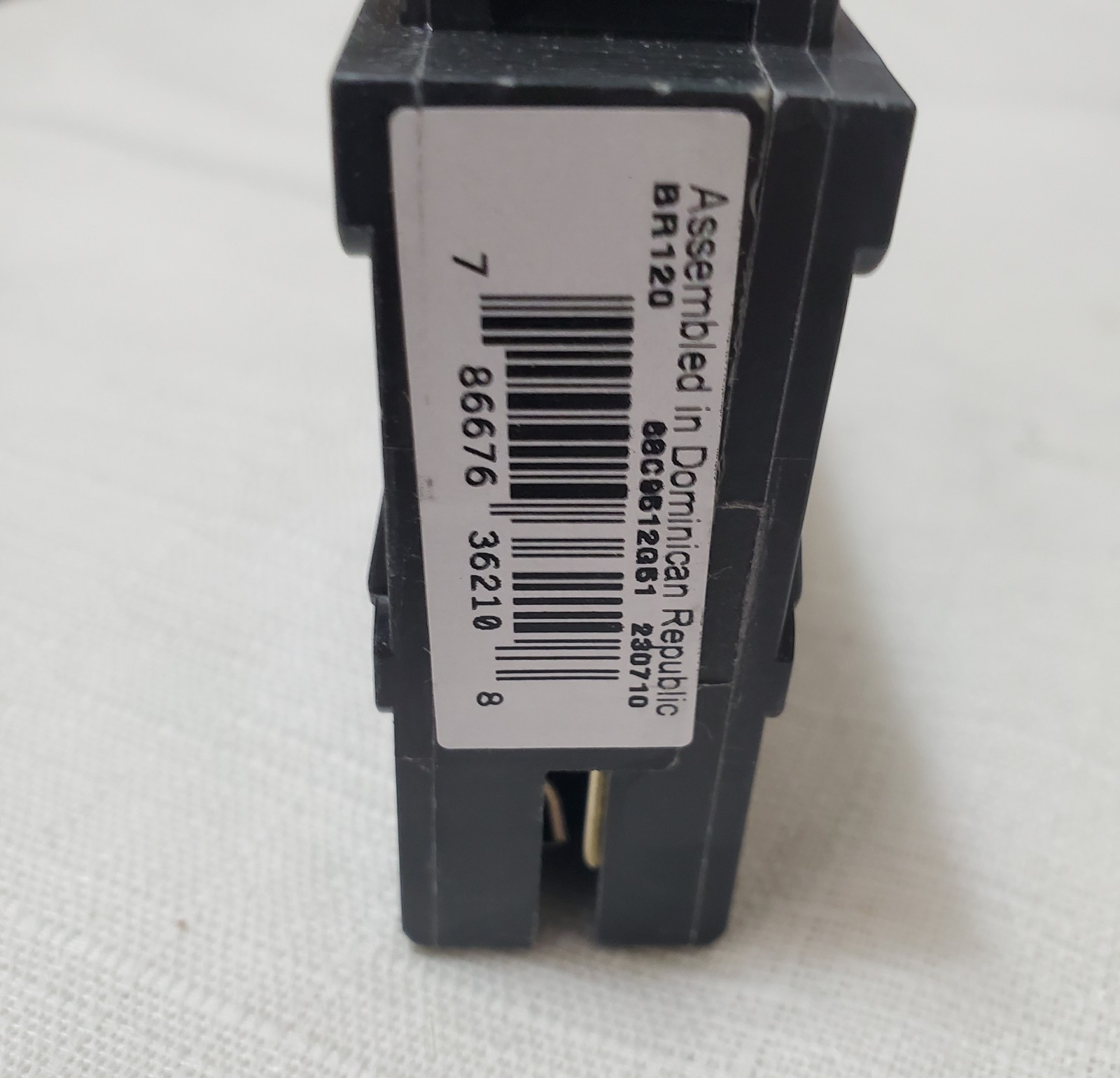 15 Pcs EATON BR120 Circuit Breakers 20 AMP 1 Pole Type BR