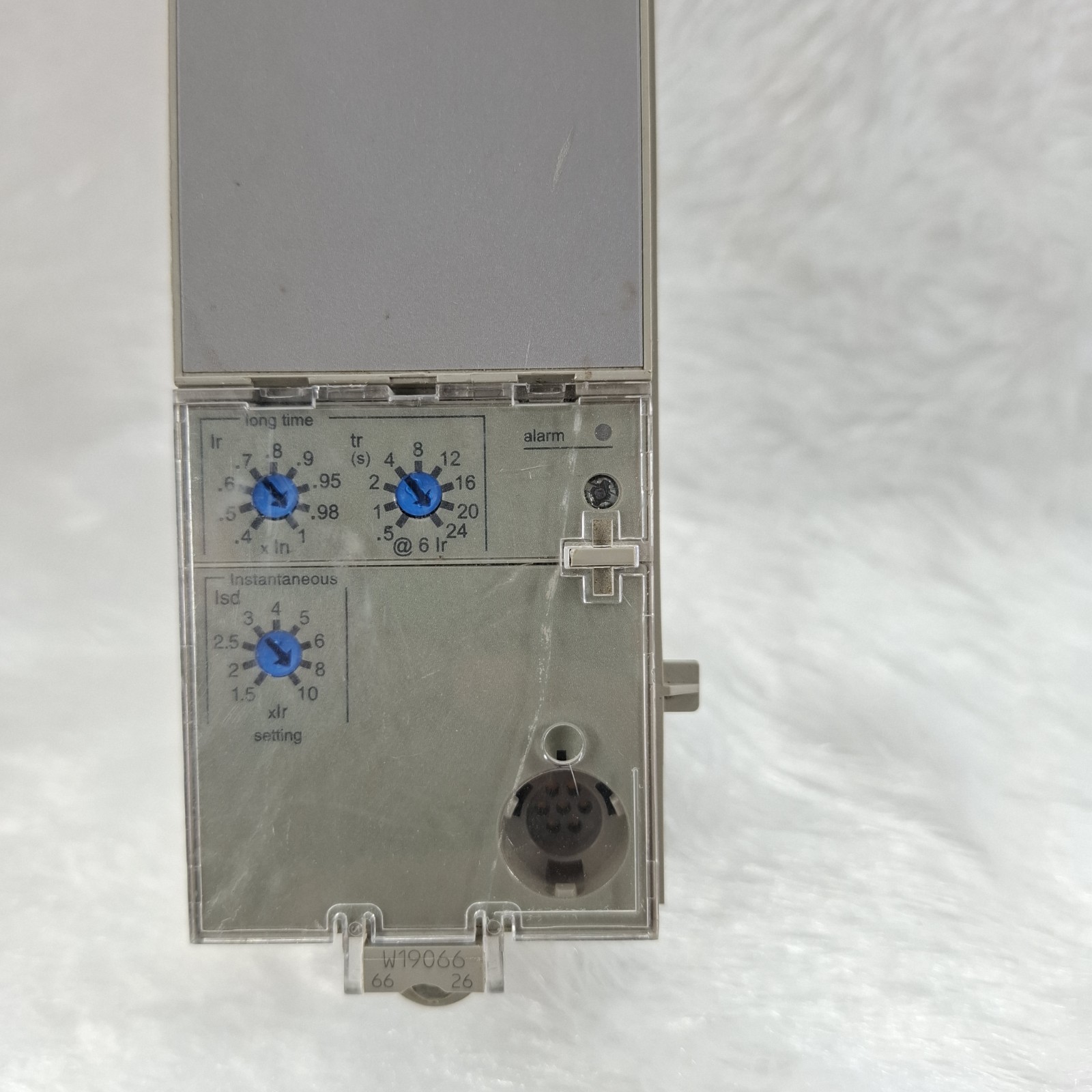 SCHNEIDER ELECTRIC 33069 MICROLOGIC 2.0 CIRCUIT BREAKER TRIP UNIT