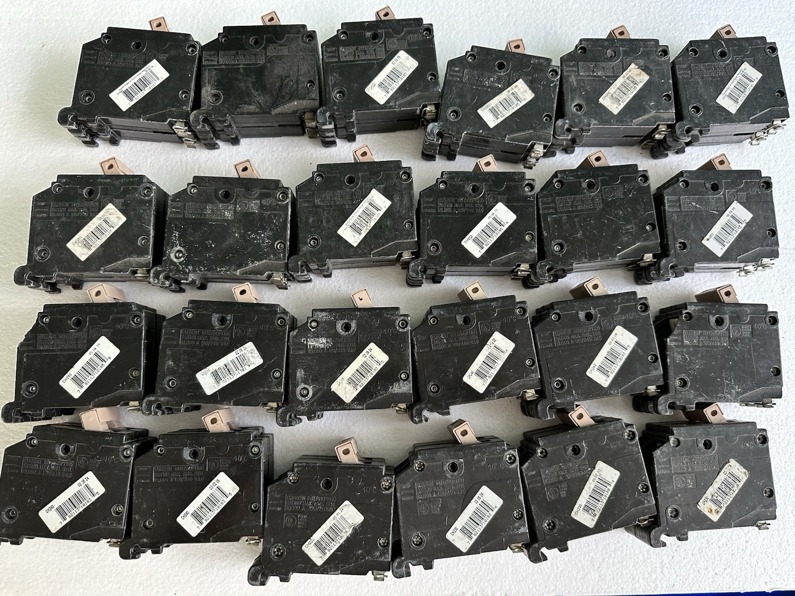 Cutler Hammer CH2 Pole Metal Foot Circuit Breaker -Lot Of 24-