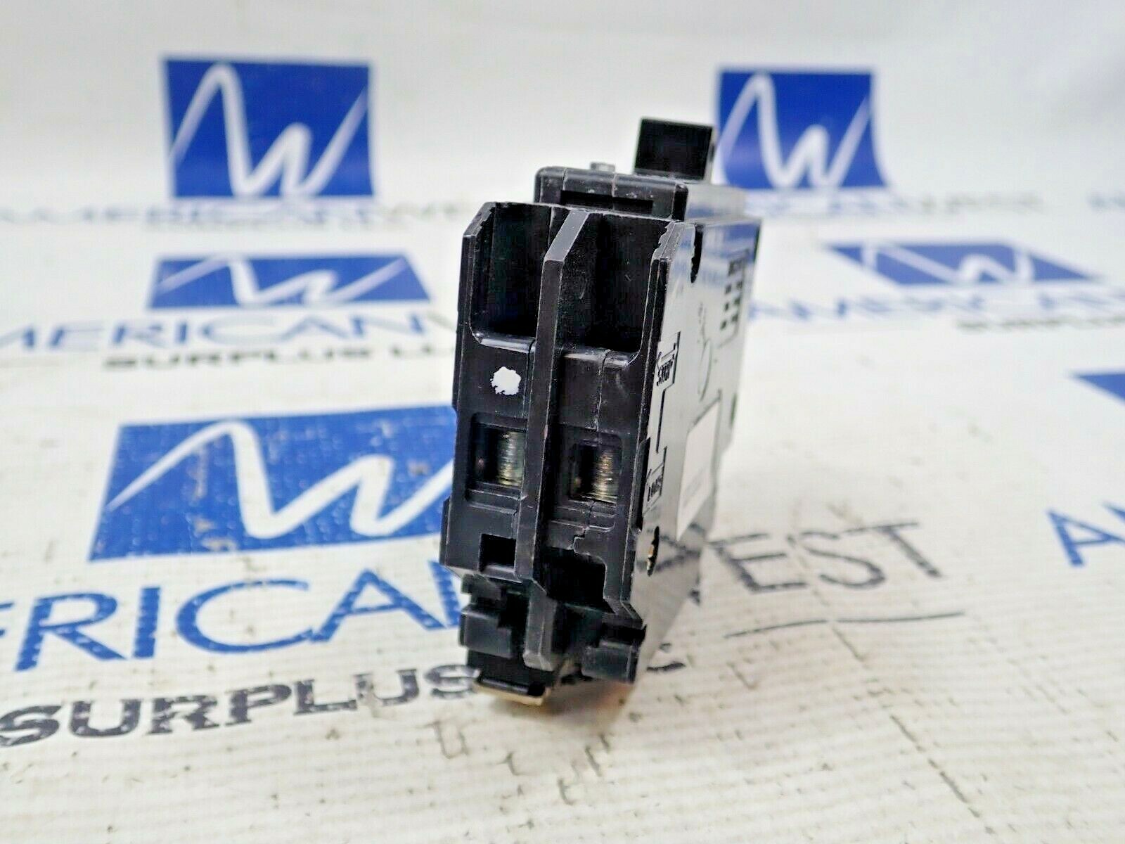 New Eaton BRP120DF 20 Amp 1 Pole 120V AFC/GFCI BR Plug On Breaker