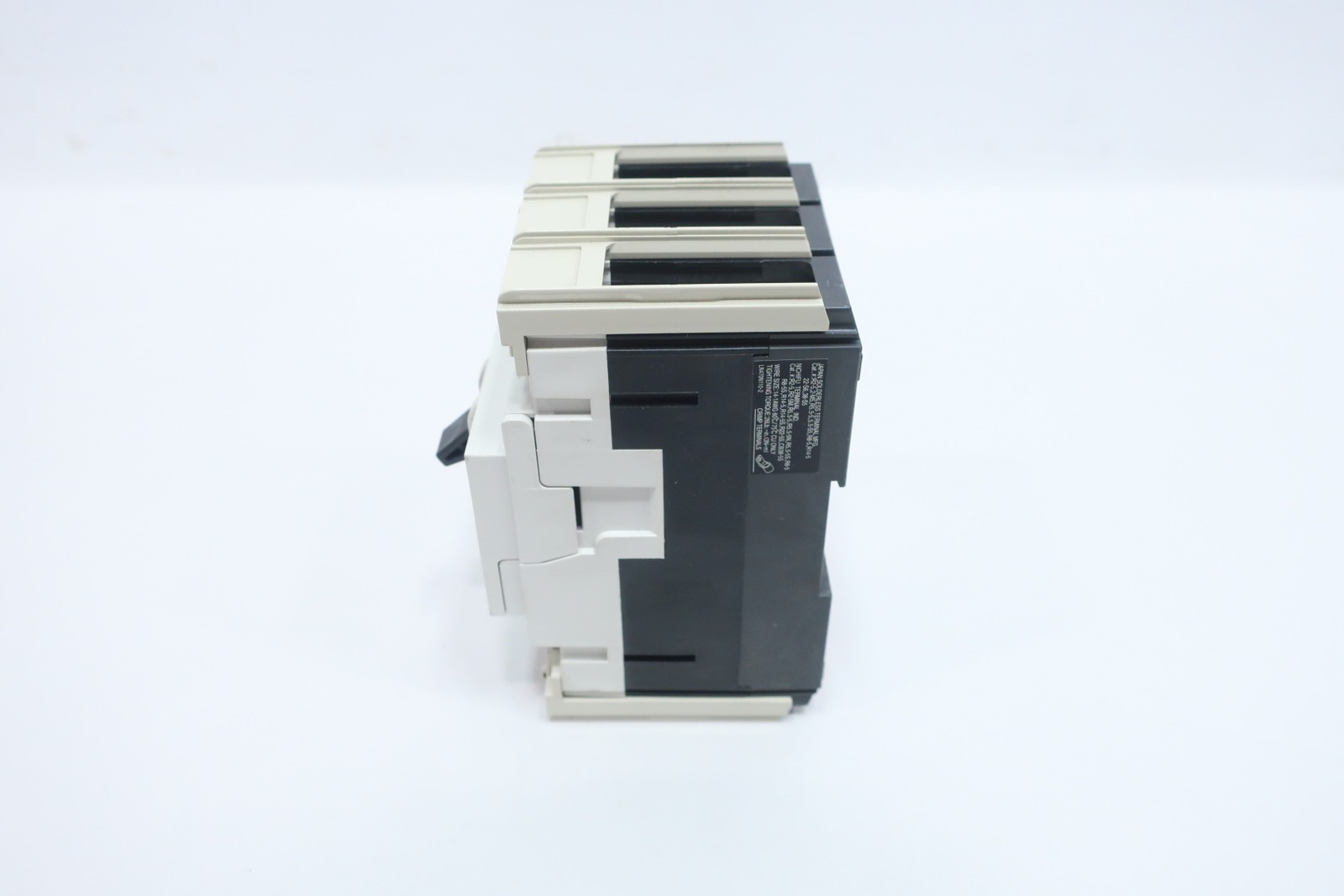 Mitsubishi NF100-HRU3P15A Molded Case Circuit Breaker 15a 480v-ac 3p
