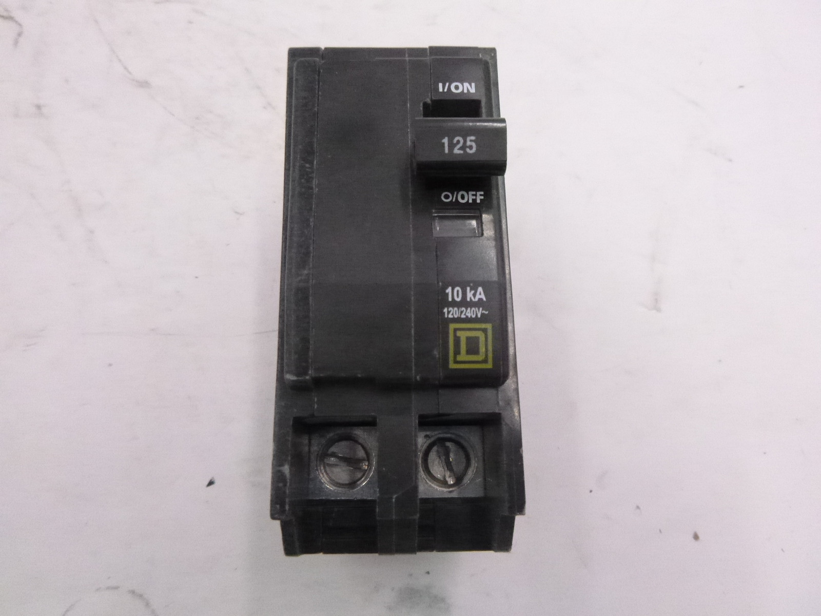 Square D QOB2125 Bolt On Circuit Breaker 125A 120/240V 2 Pole