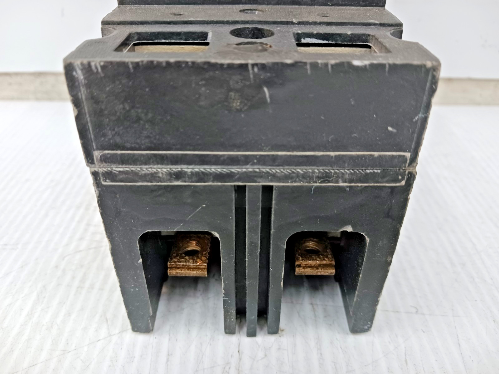 GE 125 Amp Industrial Circuit Breaker 2 Pole 480 VAC / 250 VDC 18kA TED124125