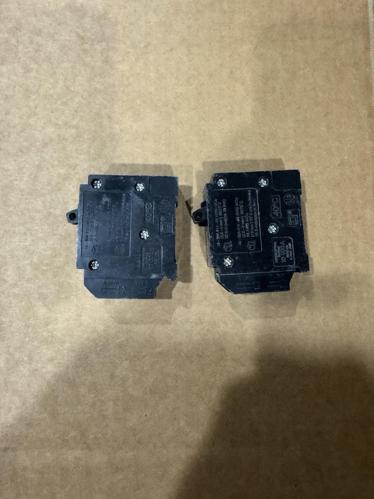Square D HOMT2020 Homeline 20Amp Twin 1-Pole Tandem Circuit Breaker USED