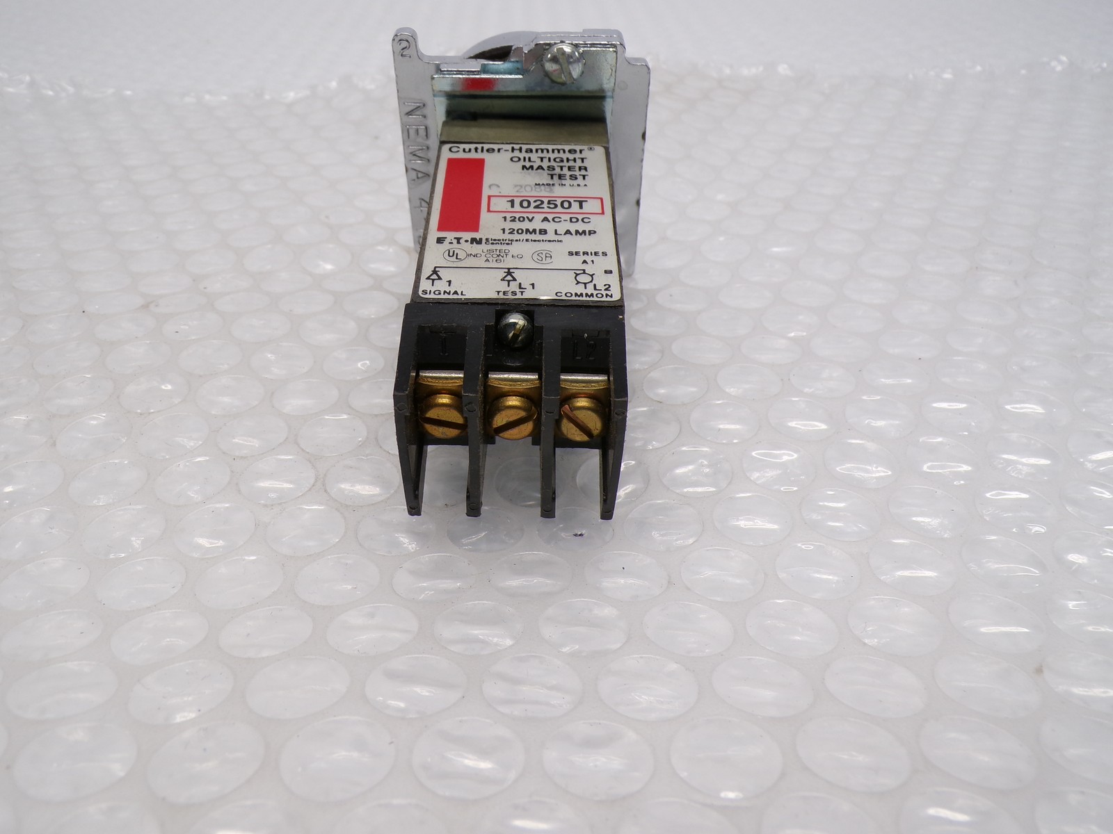 CUTLER HAMMER 10250T INDICATOR LIGHT NSNP