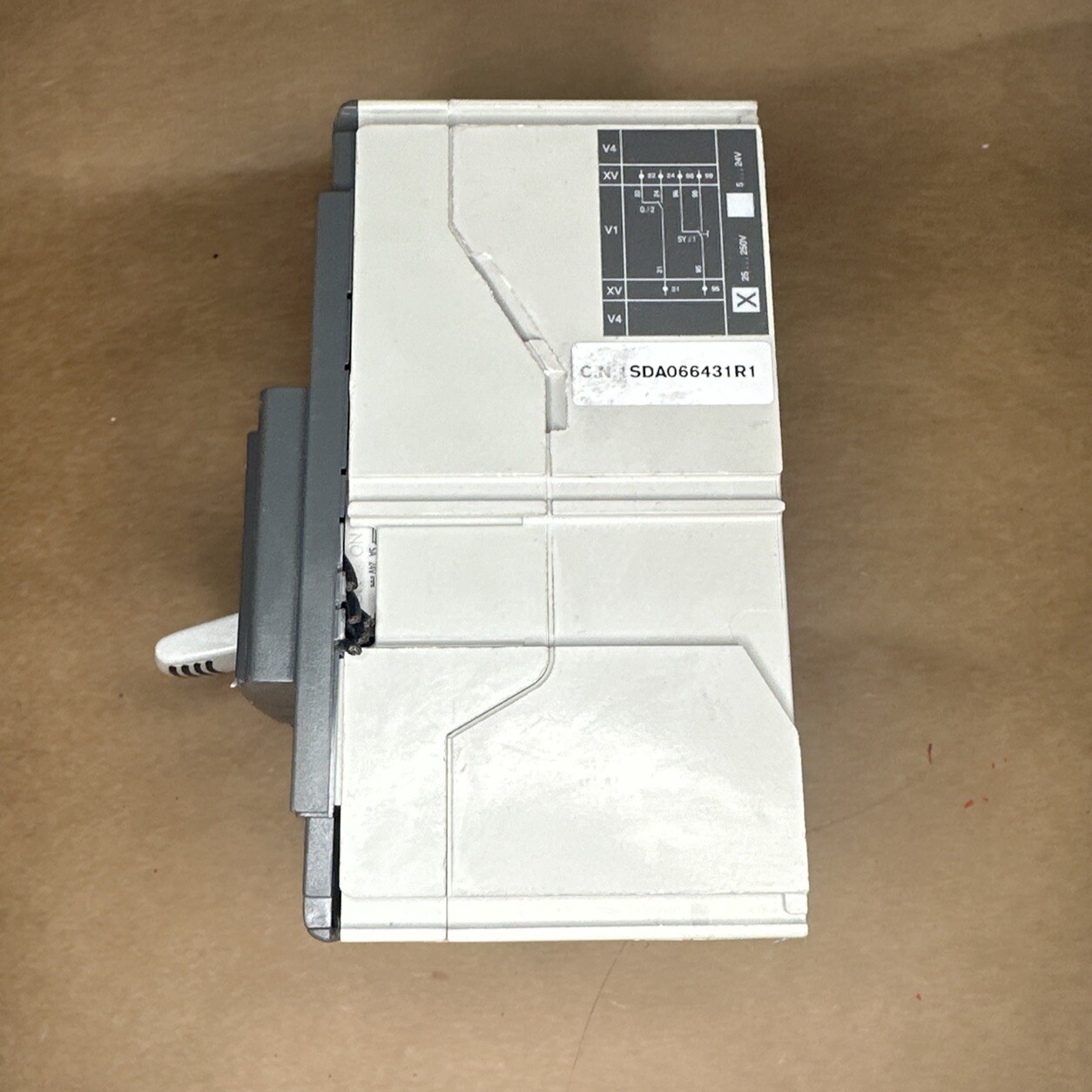 ABB SACE TMAX XT1N-125 CIRCUIT BREAKER 70 AMP 600 VAC IEC60947-2