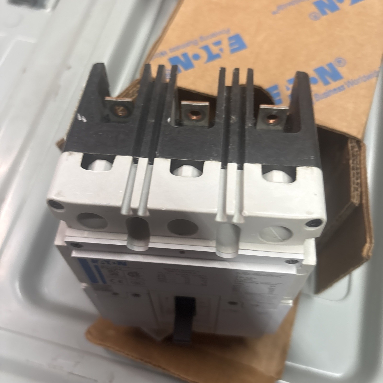 EATON PDG23M0040TFFL NOT IN ORIGINAL BOX