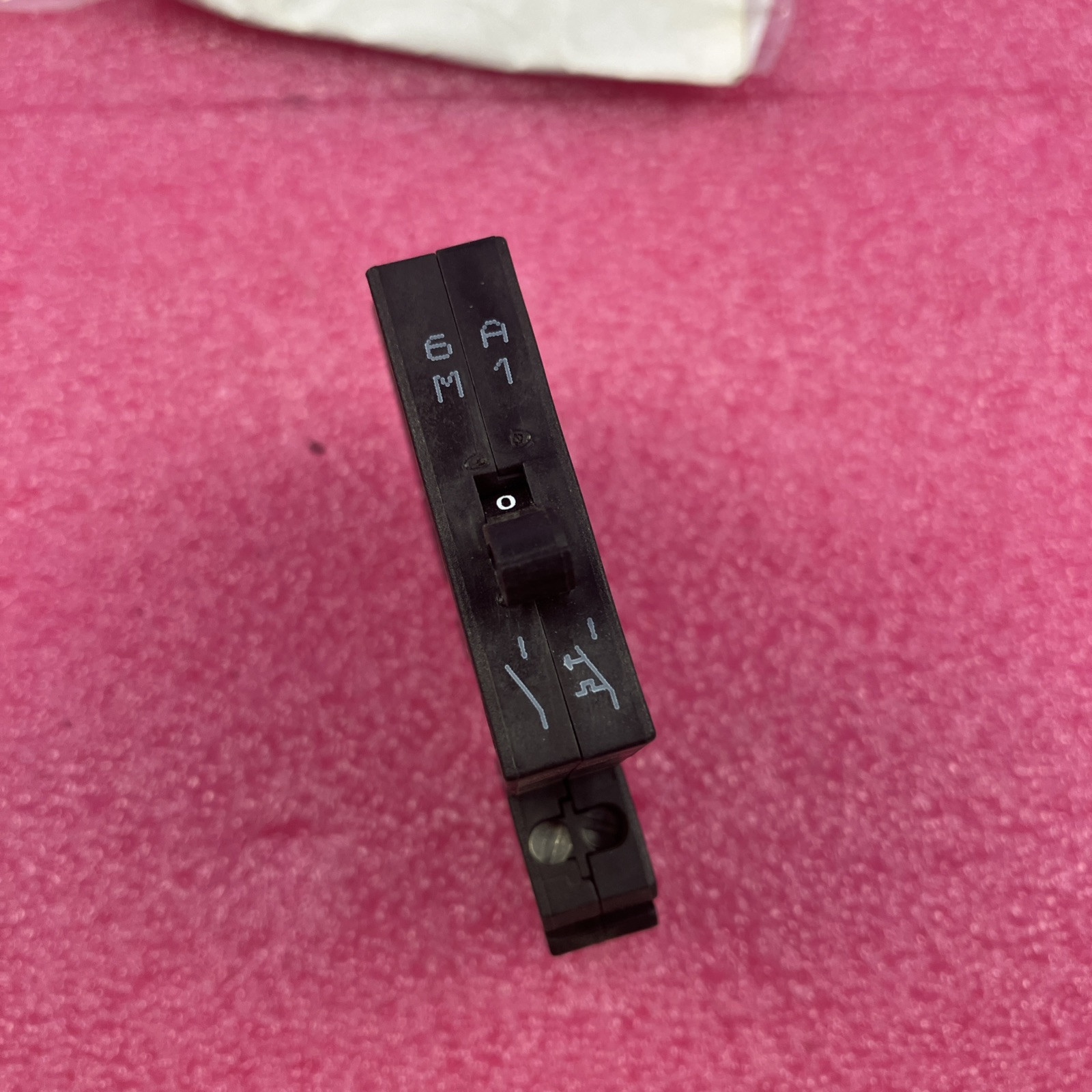 Phoenix Contact TMC 1 M1 100 6,0A Thermal-Magnetic Device Circuit Breaker