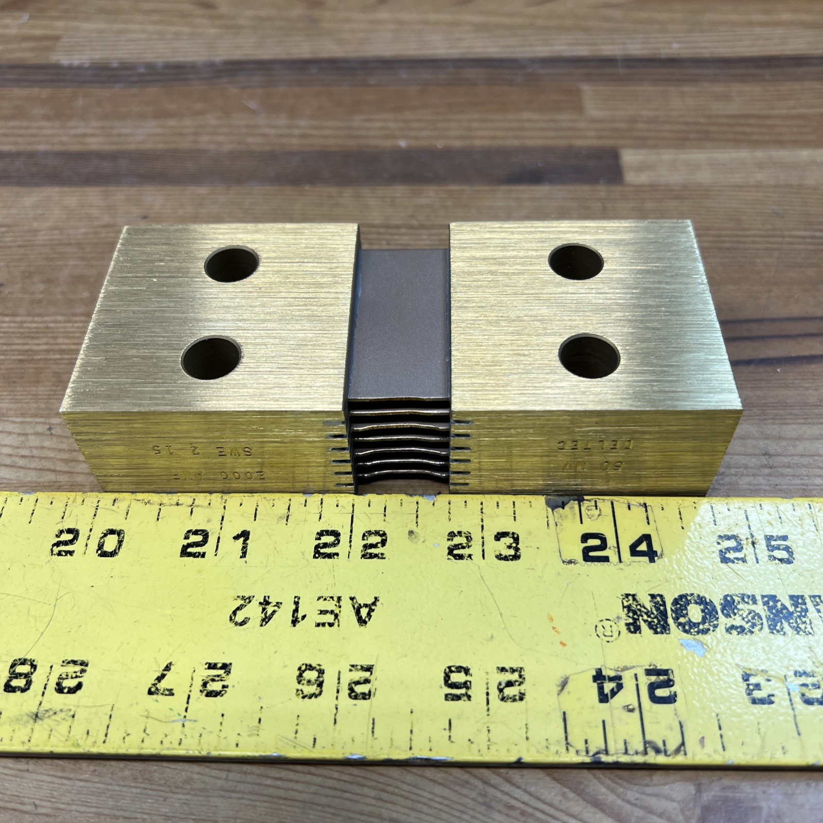 DELTEC 2000amp 50 MV SHUNT SWE 2 15