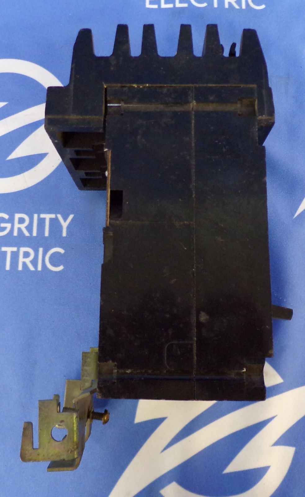SQUARE D CIRCUIT BREAKER FA34070 I-LINE 70A 480V 2P***COSMETIC DAMAGE***1YR WARR