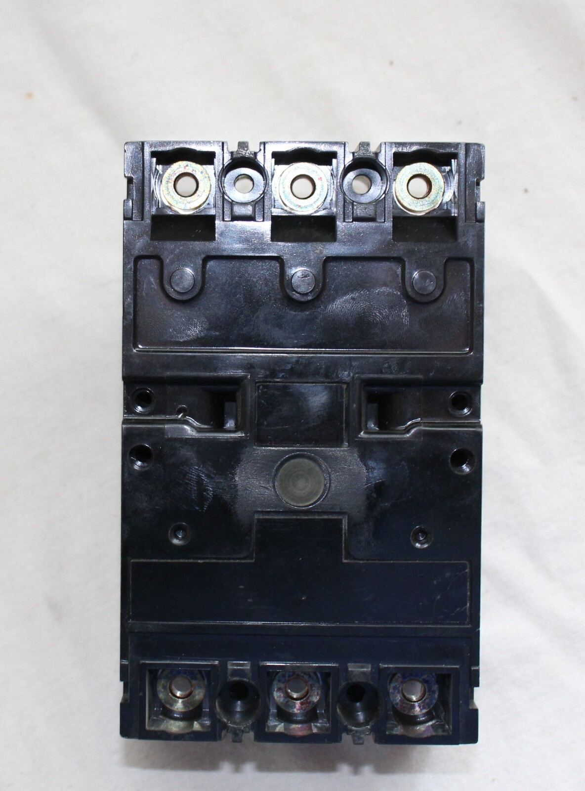 NEW HYUNDAI MOLDED CASE CIRCUIT BREAKER HBS-63C 40A