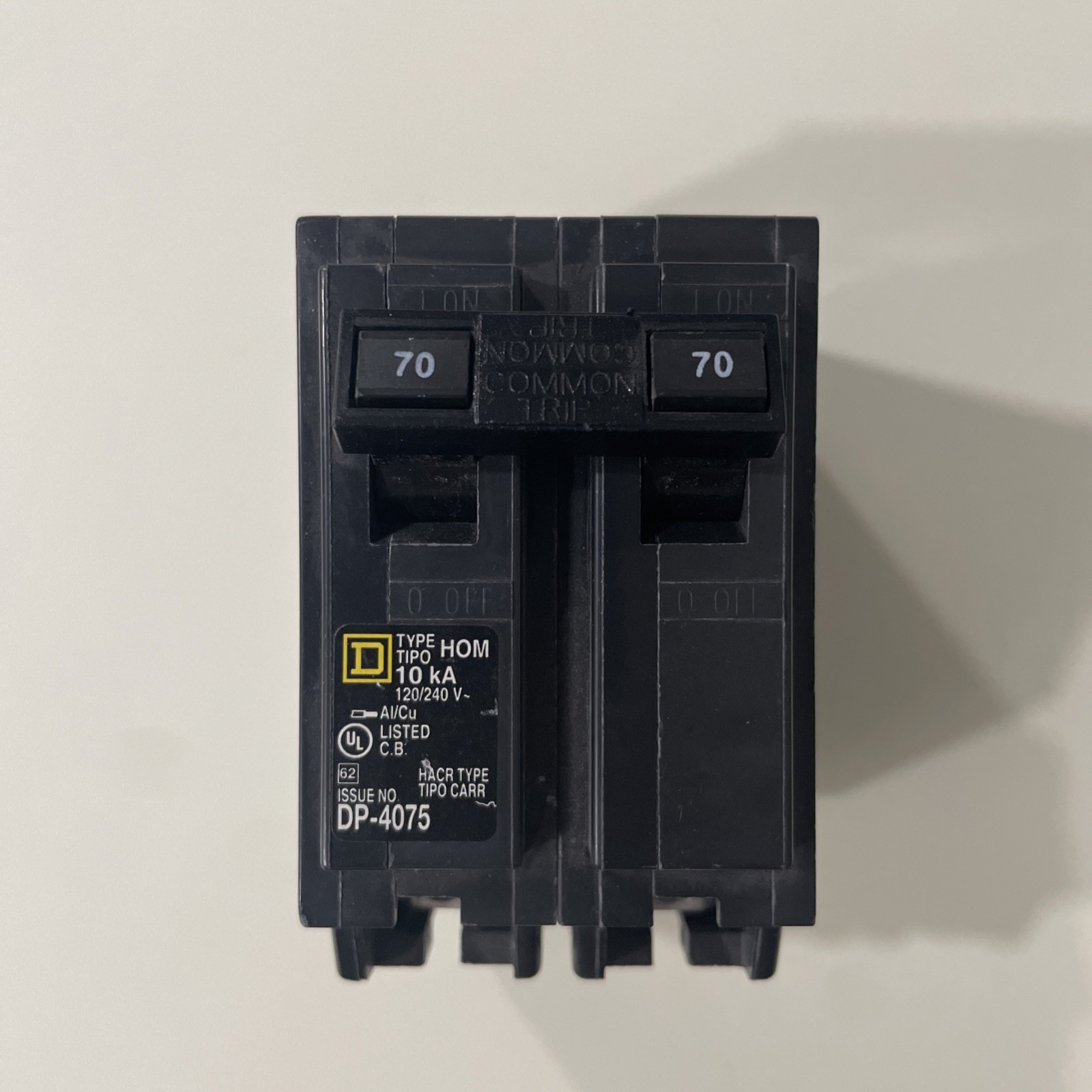 Square D 70 Amp 70a 2 Pole Plug On Circuit Breaker Type HOM270 DP-4075 Homelite
