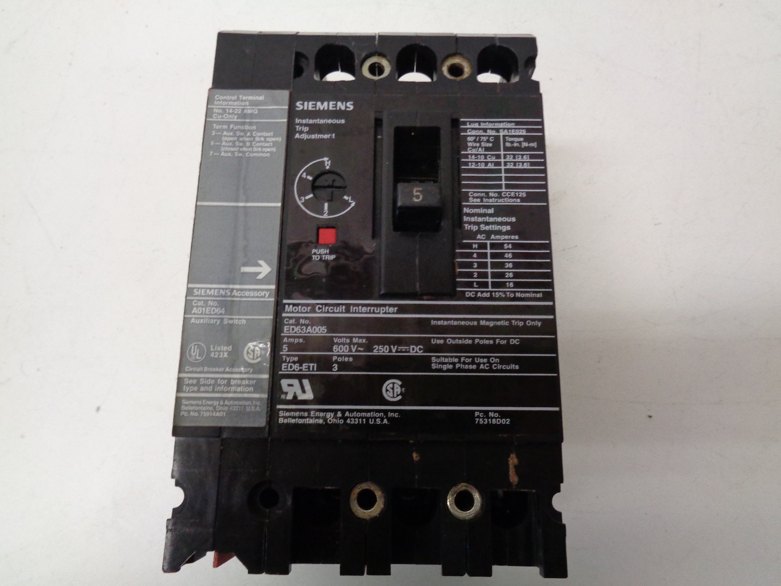 SIEMENS ED63A005 CIRCUIT BREAKER 5A W/ AUX SWITCH A01ED64 – USED – FREE SHIP