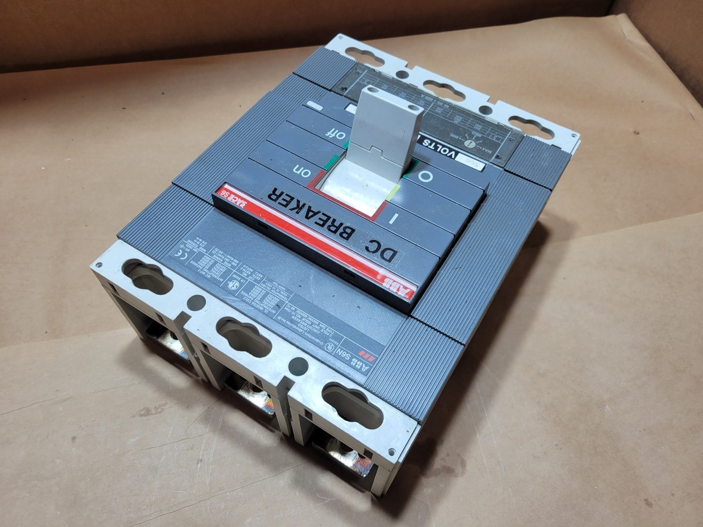 ABB S6N 600 Amp, 3 Pole, 500 Volts DC Circuit Breaker SACE – Electrical